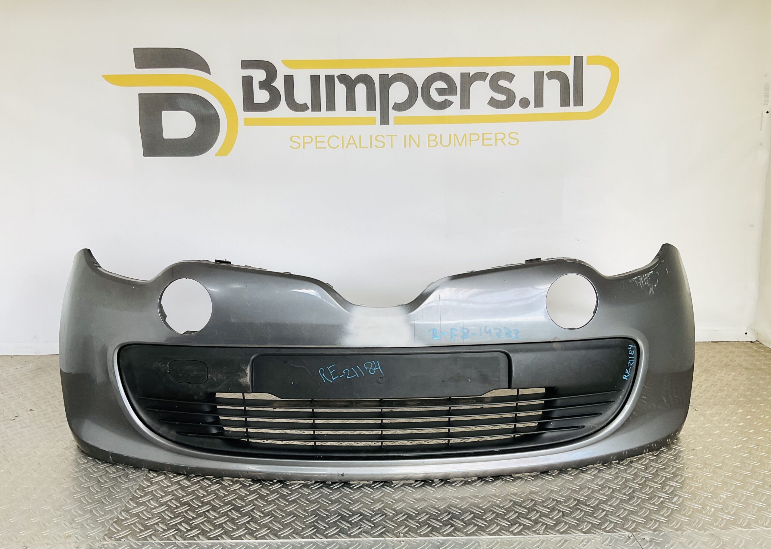 Bumper Renault Twingo 3 2014-2018 620228931R Voorbumper 2-F8-14283z