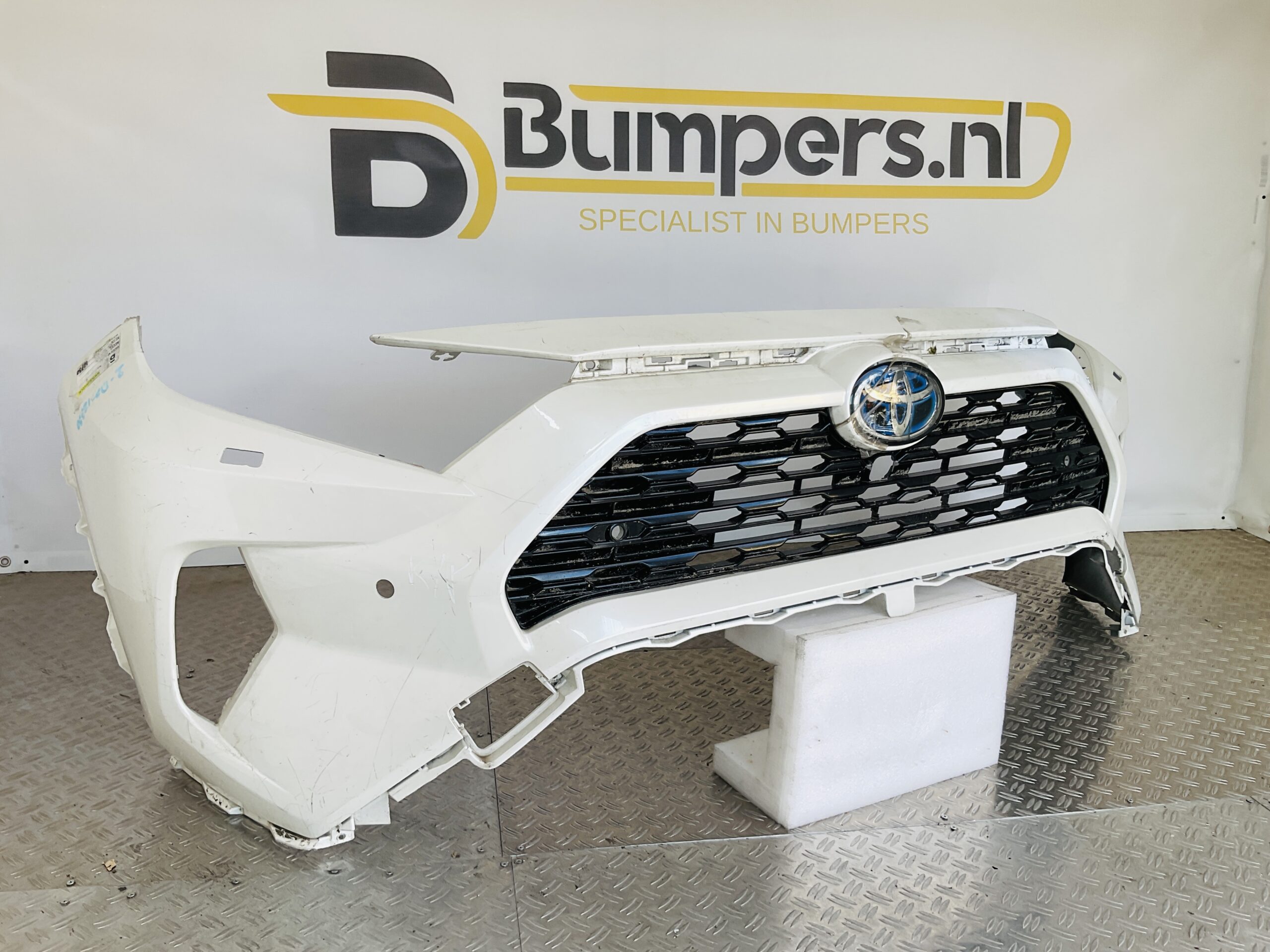 Bumper Toyota Rav 4 Rav-4 4xpdc 2018-2021 52119-42B20 Voorbumper 2-D5-12750z