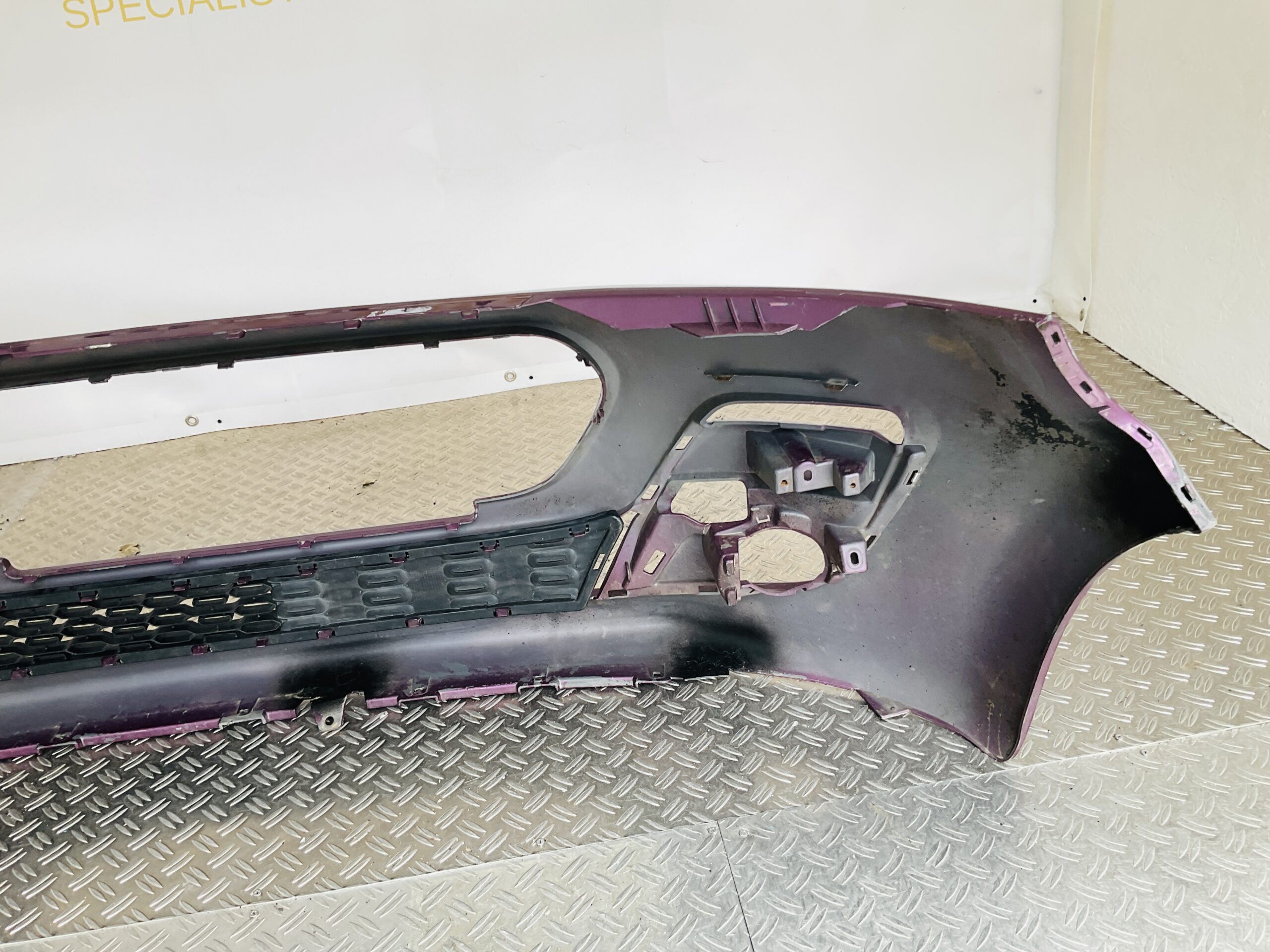 Bumper Peugeot 107 Facelift 11-14 52119-0H120 Voorbumper 2-J1-14321z