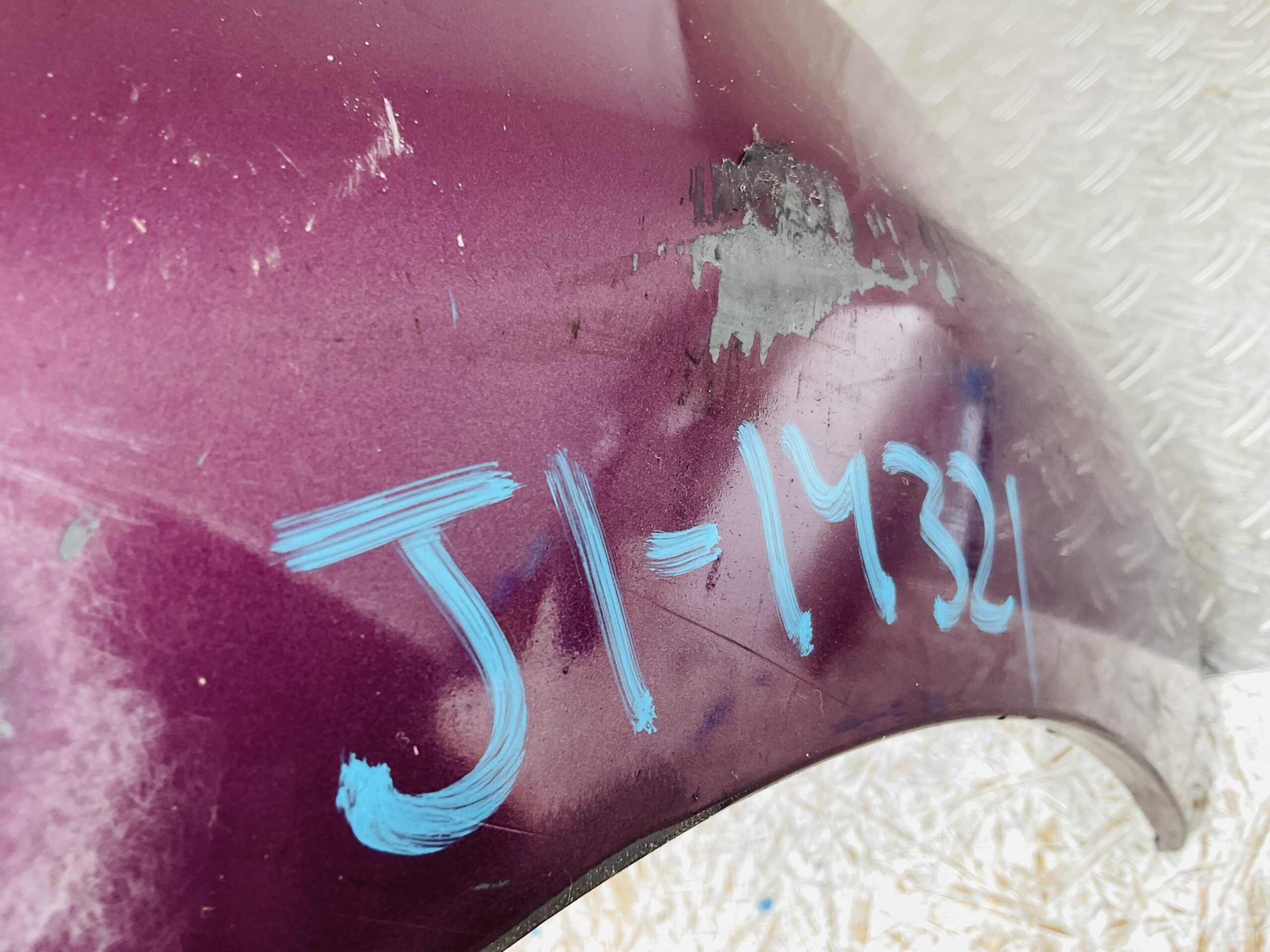 Bumper Peugeot 107 Facelift 11-14 52119-0H120 Voorbumper 2-J1-14321z