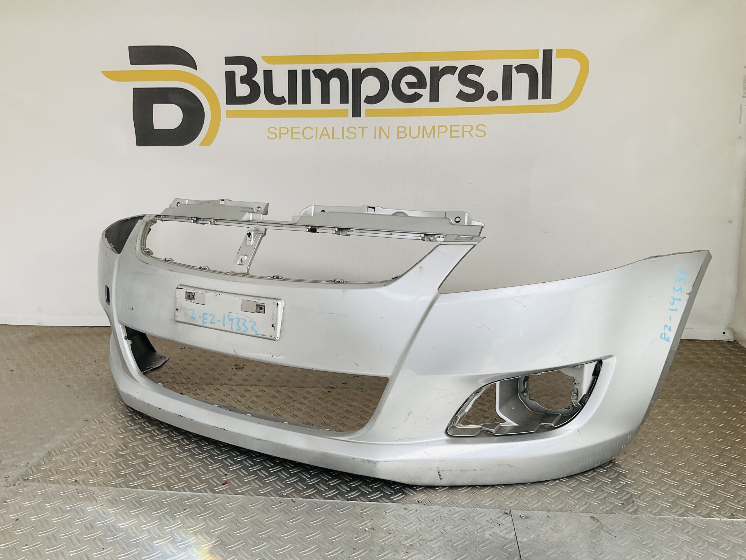 Bumper Suzuki Swift MK7 2010-2013 71711-68L0 Voorbumper 2-E2-14333z