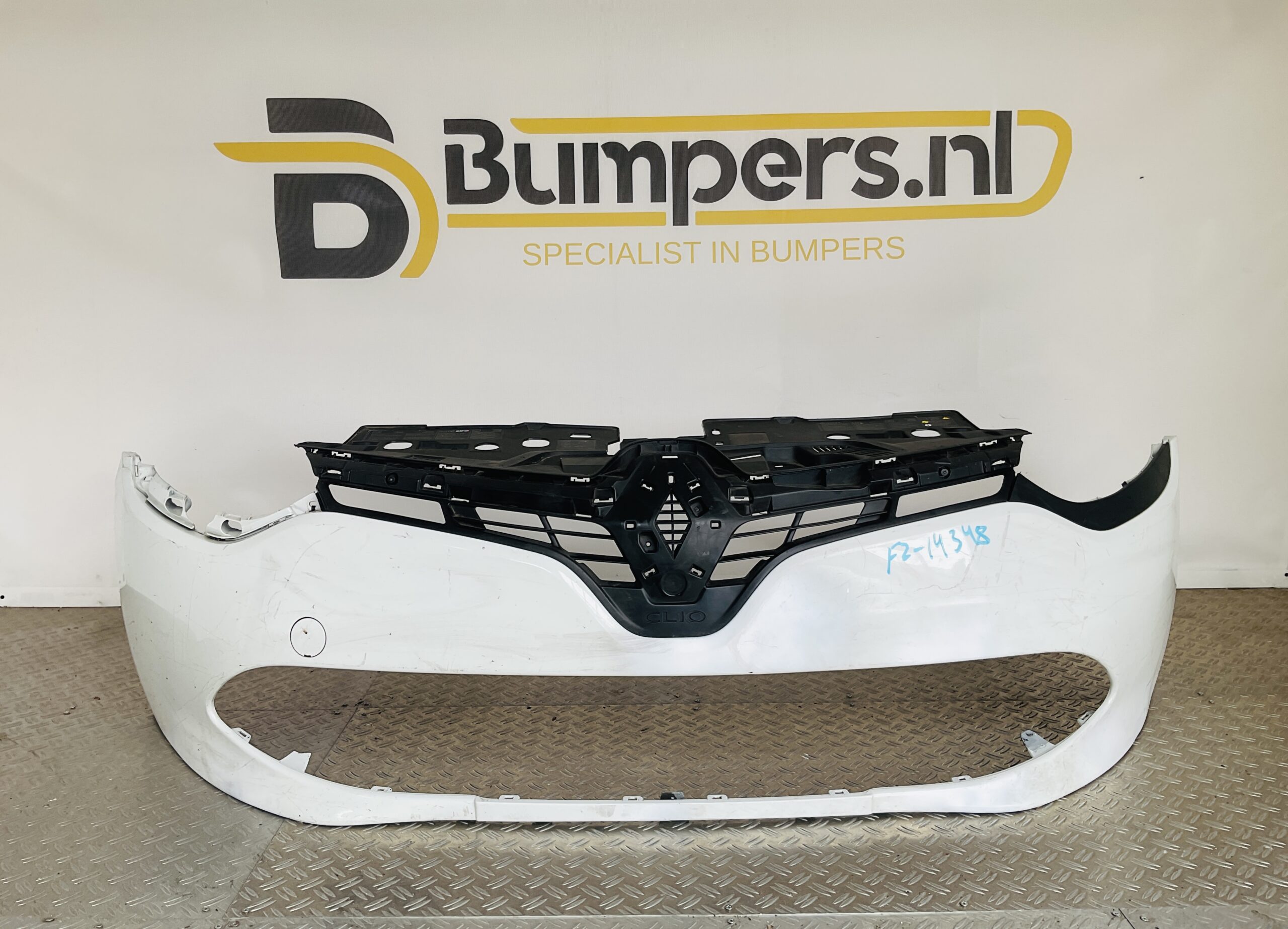Bumper Renault Clio 4 2012-2015 620221112R Voorbumper 2-F2-14348z
