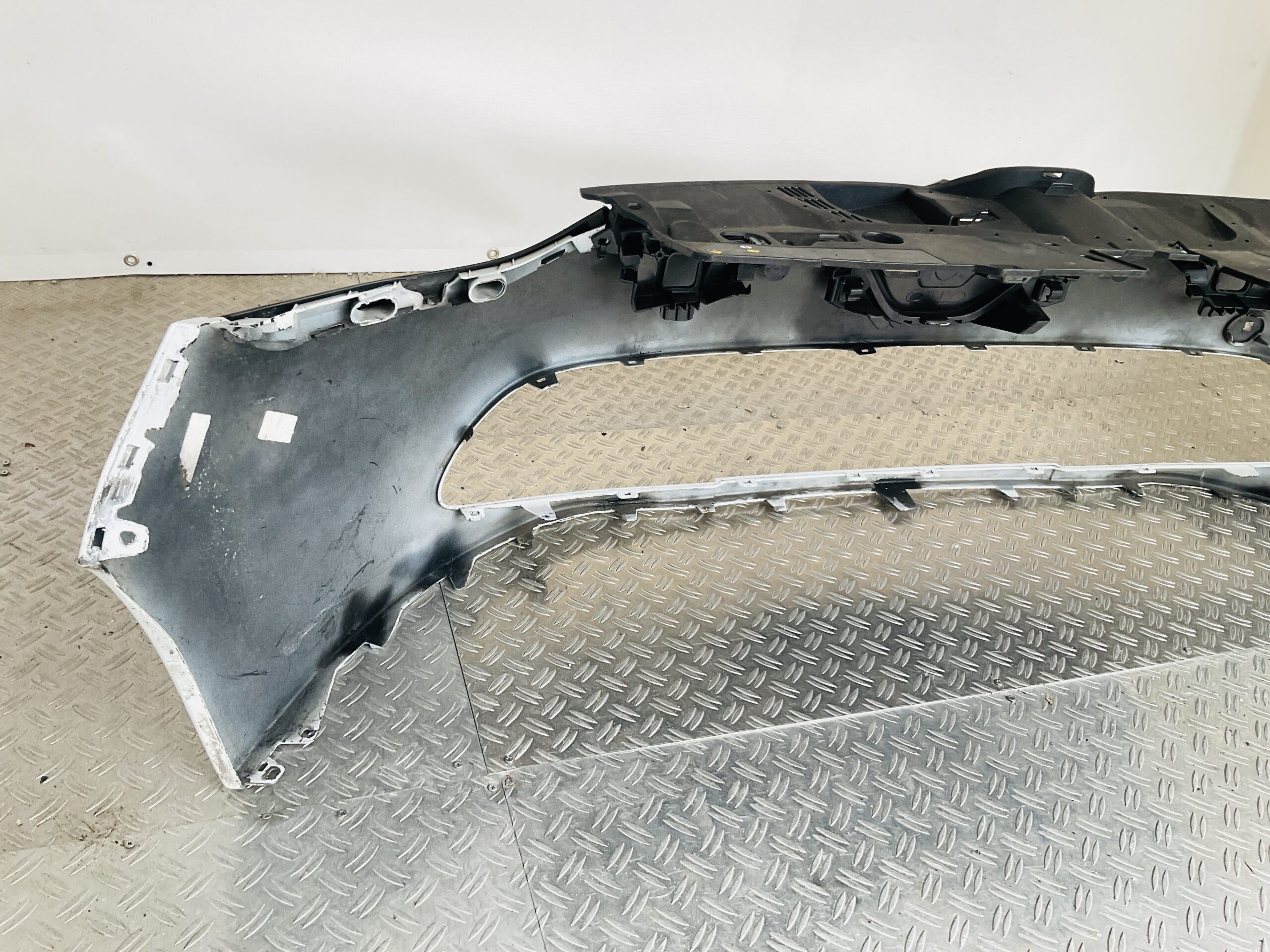 Bumper Renault Clio 4 2012-2015 620221112R Voorbumper 2-F2-14348z