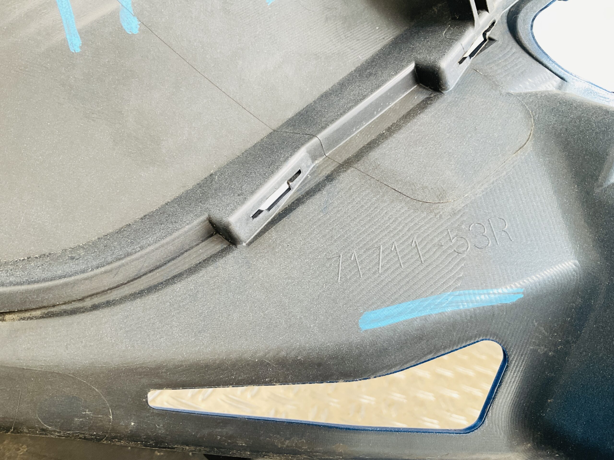 Bumper Suzuki Swift MK8 VIII 2017-2021 71711-53R Voorbumper 2-E7-14360z