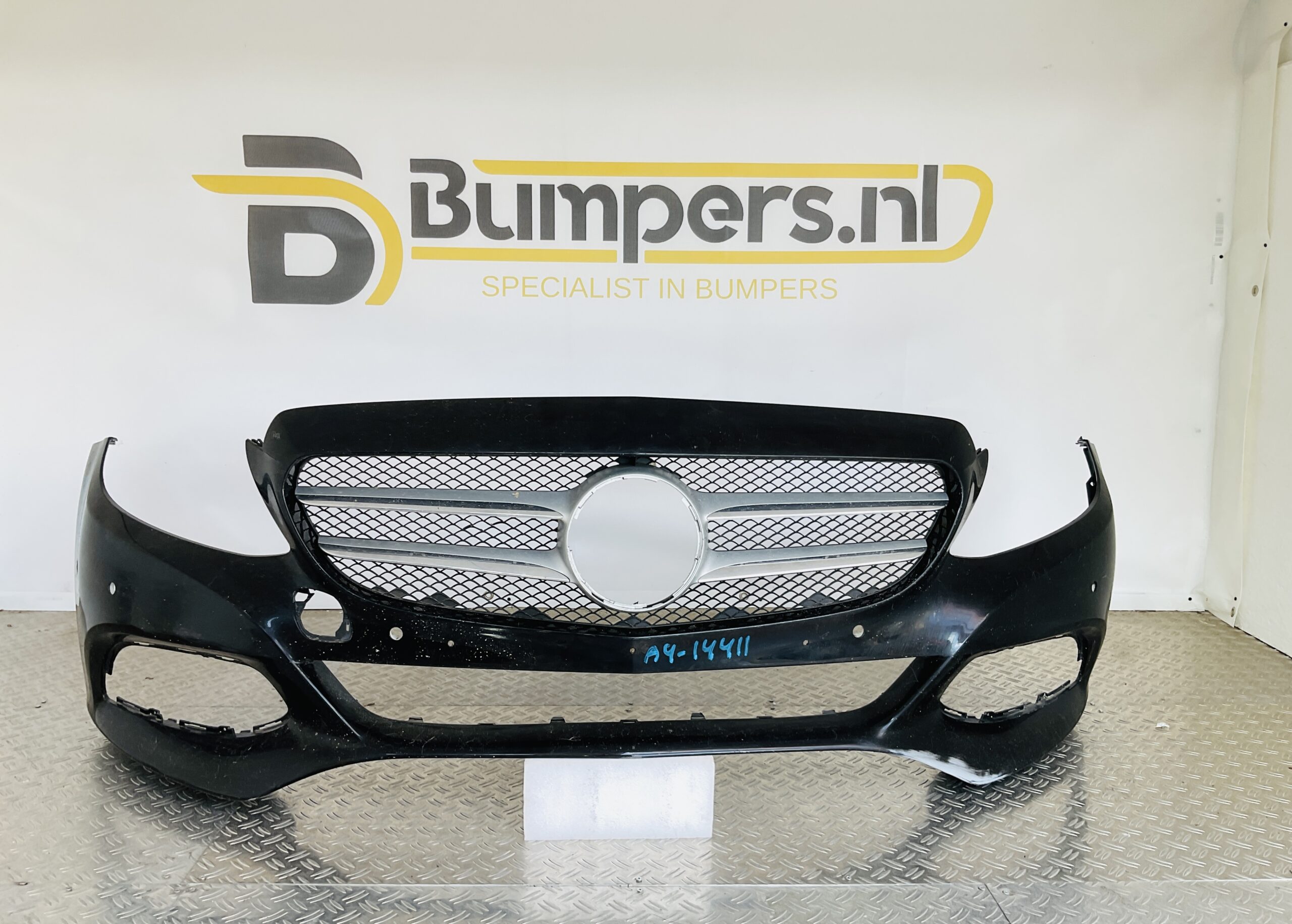Bumper Mercedes C Klasse W205 Normaal 14-17 6xpdc A2058850125 Voorbumper 1-A4-14411z