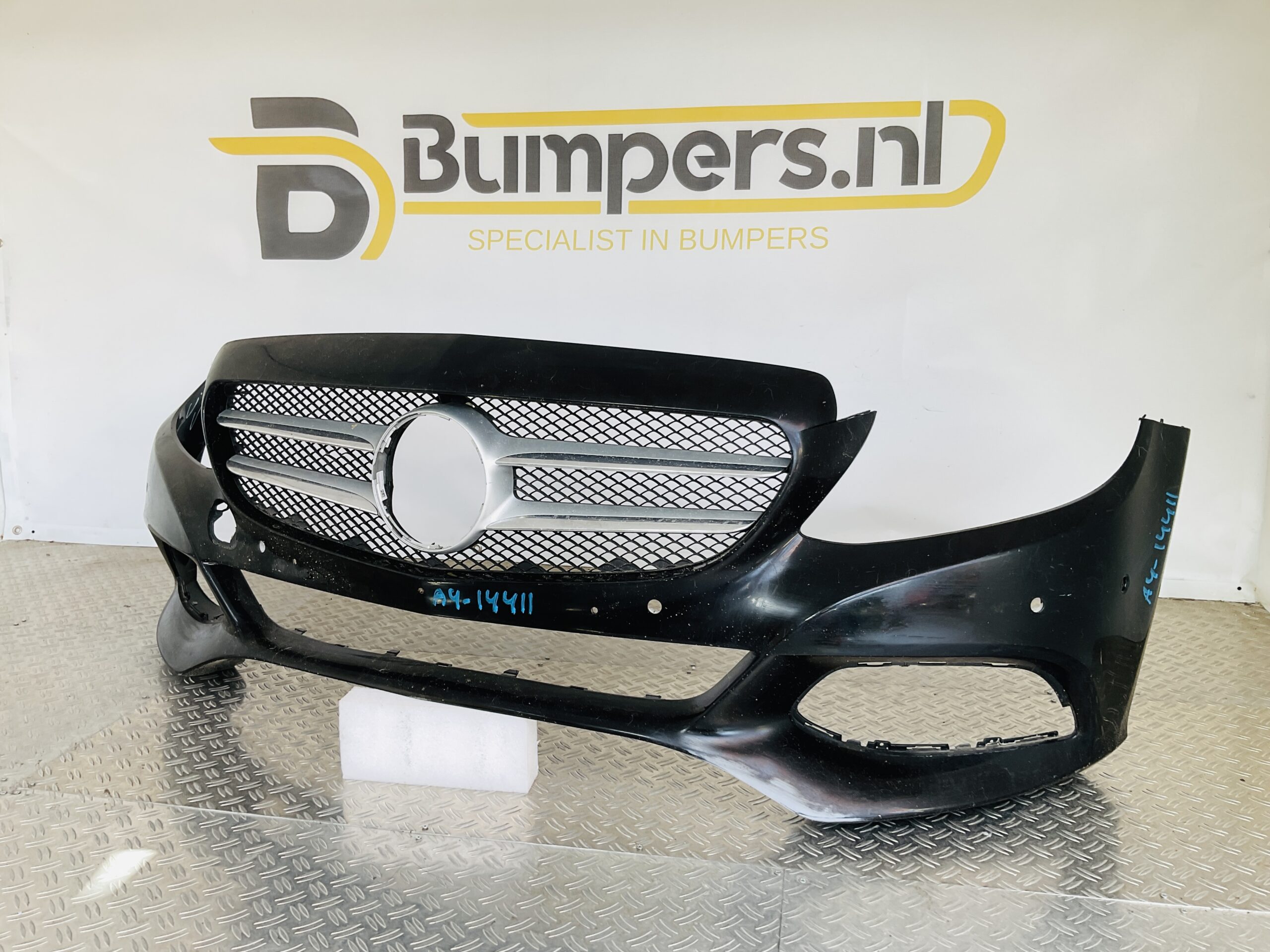 Bumper Mercedes C Klasse W205 Normaal 14-17 6xpdc A2058850125 Voorbumper 1-A4-14411z
