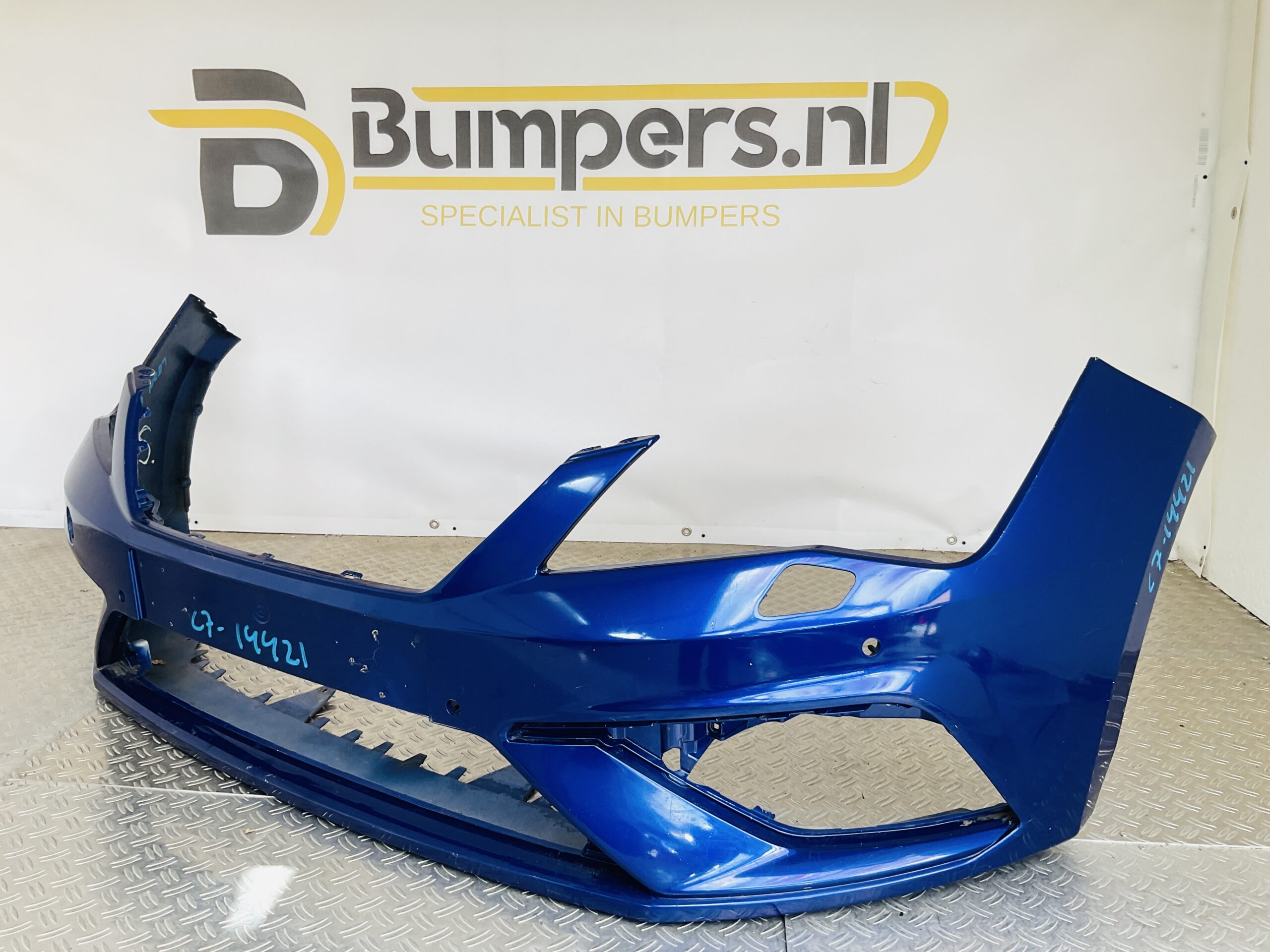 Bumper Seat Leon 5F FR Facelift 17-21 kls pdc 5F0807221AB Voorbumper 2-C7-14421z