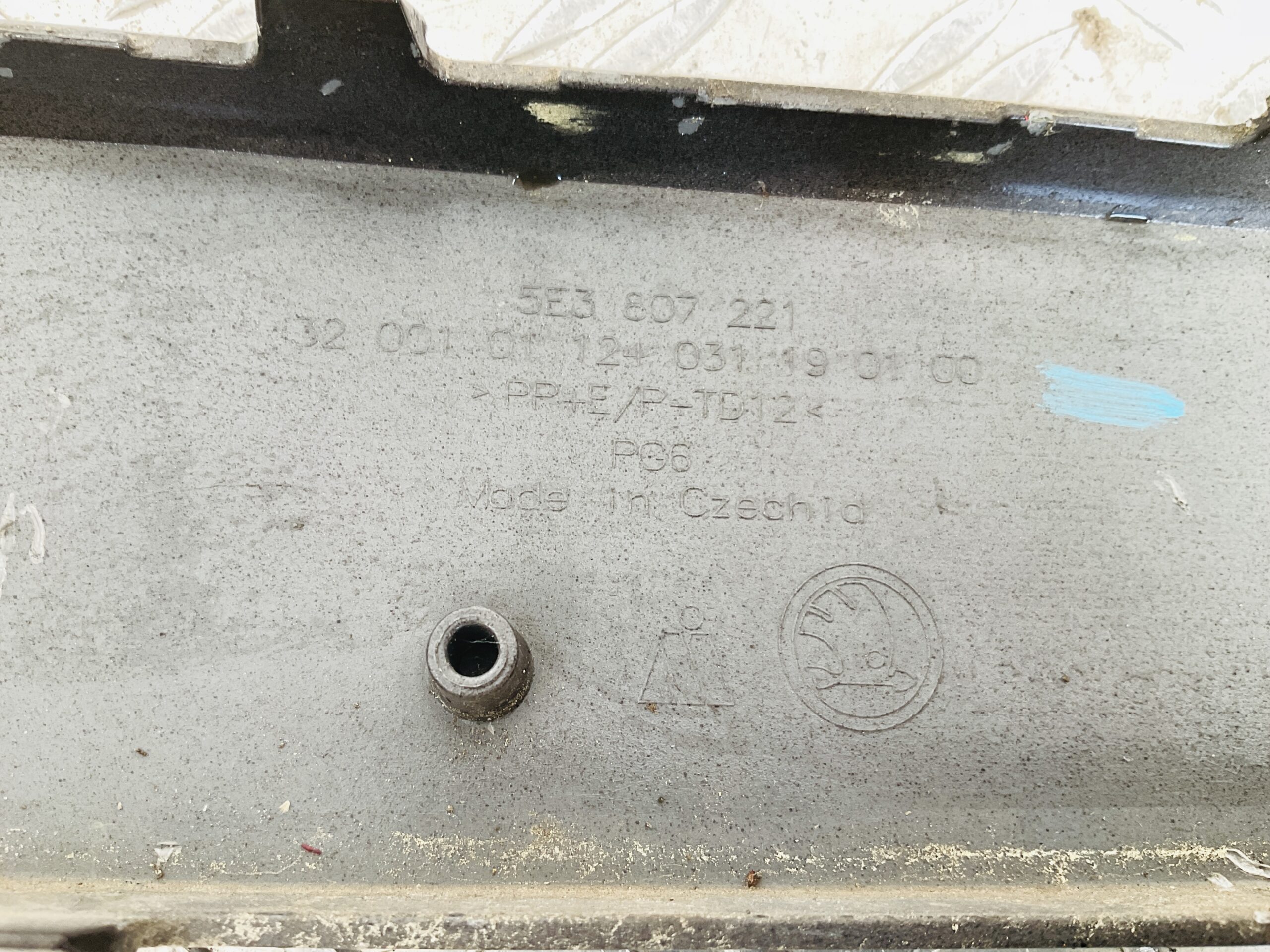 Bumper Skoda Octavia 4 Facelift 2020-2024 5E3807221 Voorbumper 2-H2-14464z