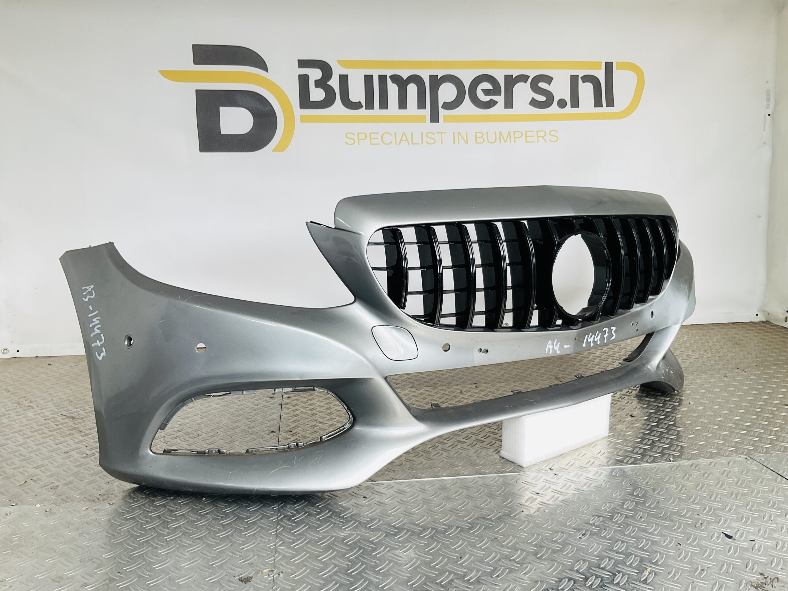 Bumper Mercedes C Klasse W205 Normaal 14-17 6xpdc A2058850125 Voorbumper 1-A4-14473z
