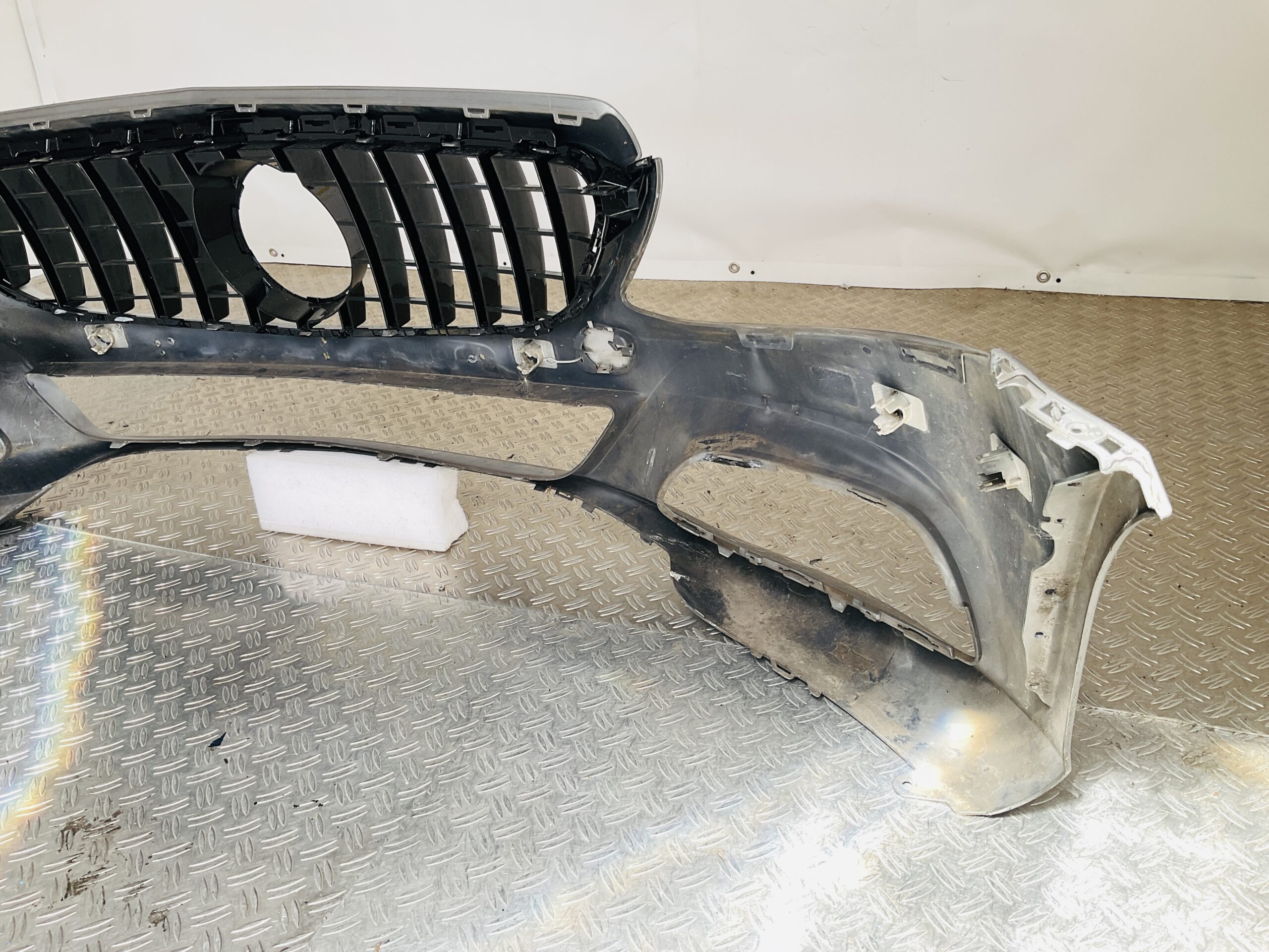 Bumper Mercedes C Klasse W205 Normaal 14-17 6xpdc A2058850125 Voorbumper 1-A4-14473z