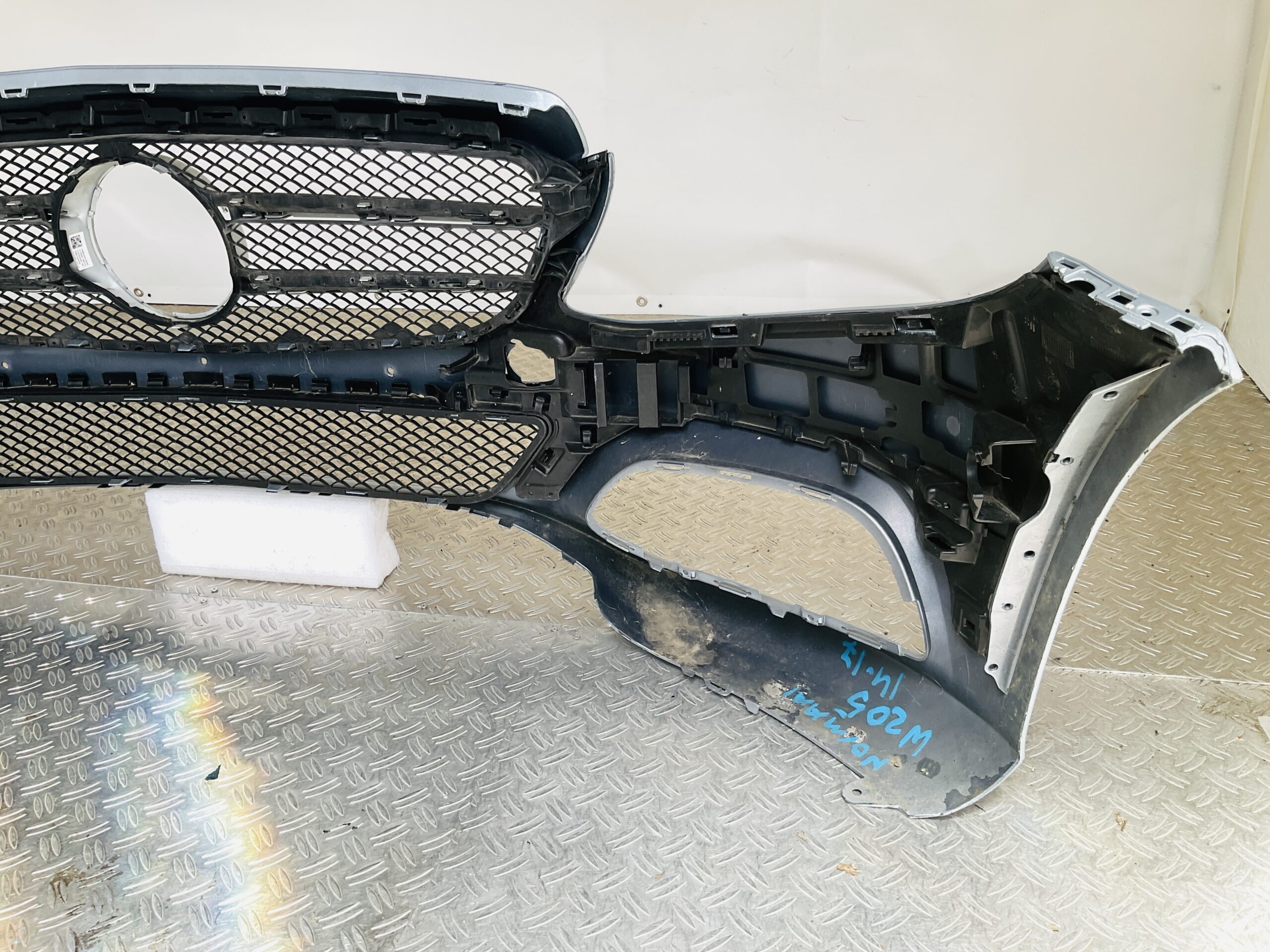 Bumper Mercedes C Klasse W205 Normaal 14-17 A2058850125 Voorbumper 1-A4-14481z