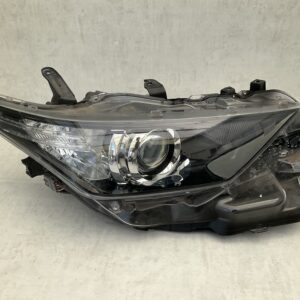 KOPLAMP TOYOTA AURIS E18 12-18 FULL LED 81130-02K30 LINKS TO-4437