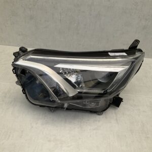 KOPLAMP TOYOTA RAV 4 RAV-4 XA40 XENON LED W3049 LINKS TO-8461