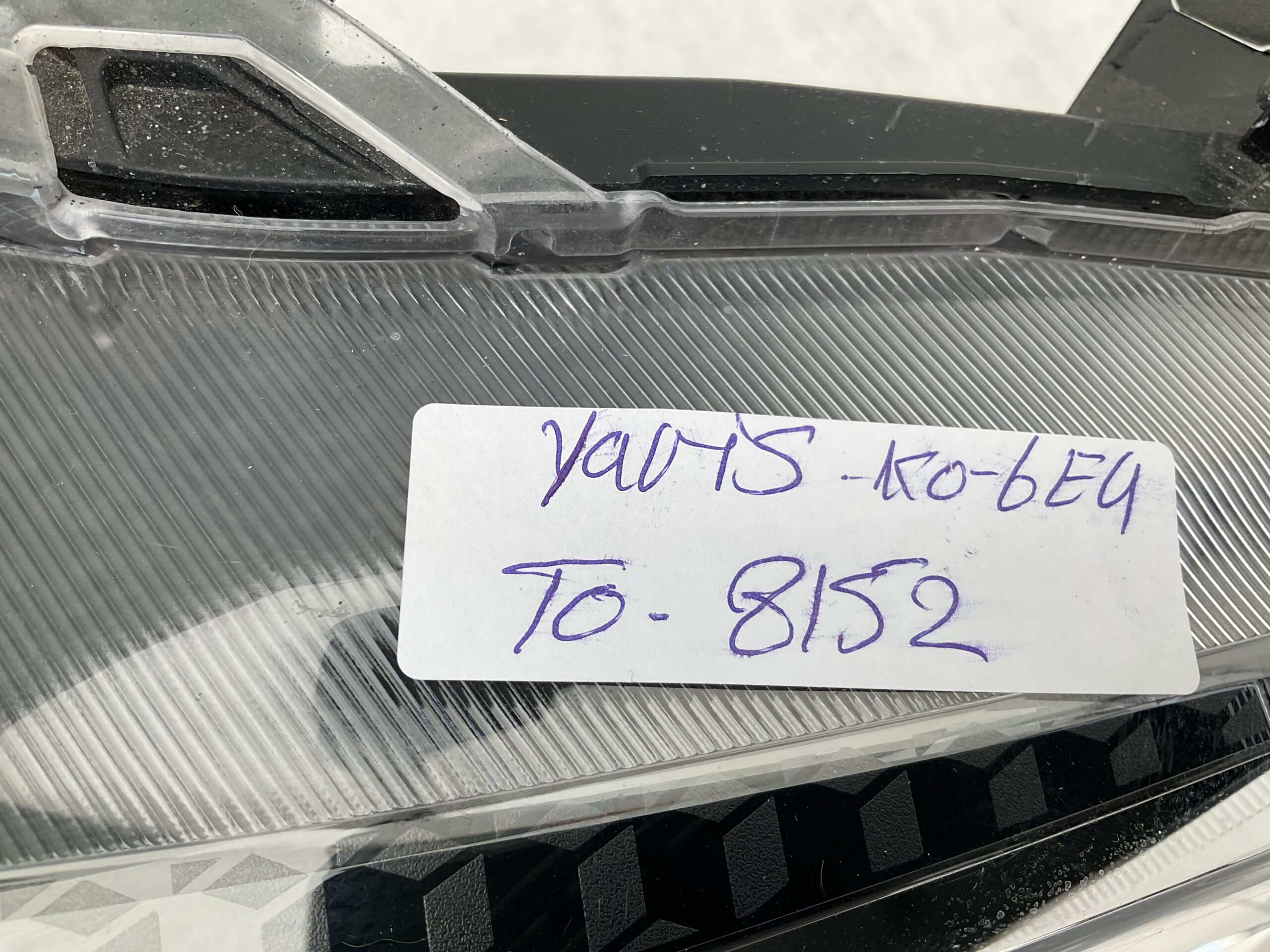 KOPLAMP TOYOTA YARIS K0-6EU LED ORIGINEEL RECHTS TO-8152