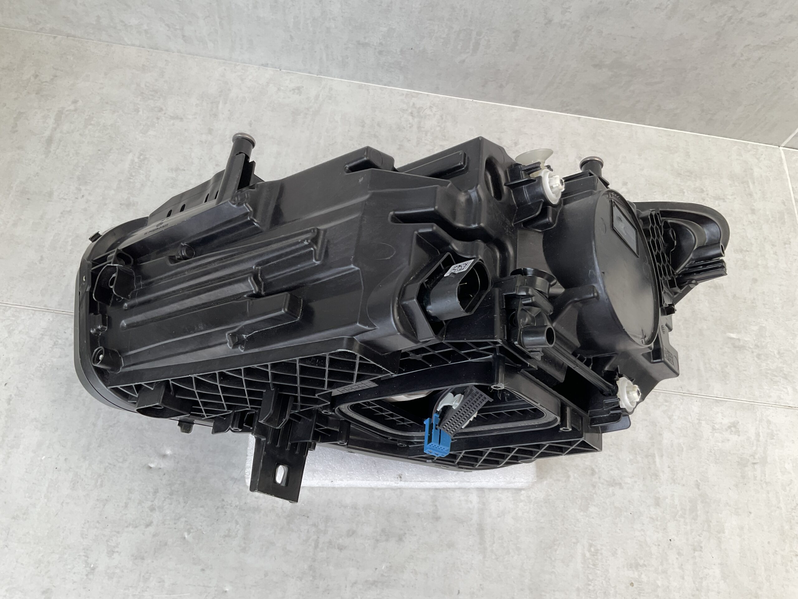 KOPLAMP MERCEDES B KLASSE W247 MULTIBEAM LED A2479061404 RECHTS MB-4486