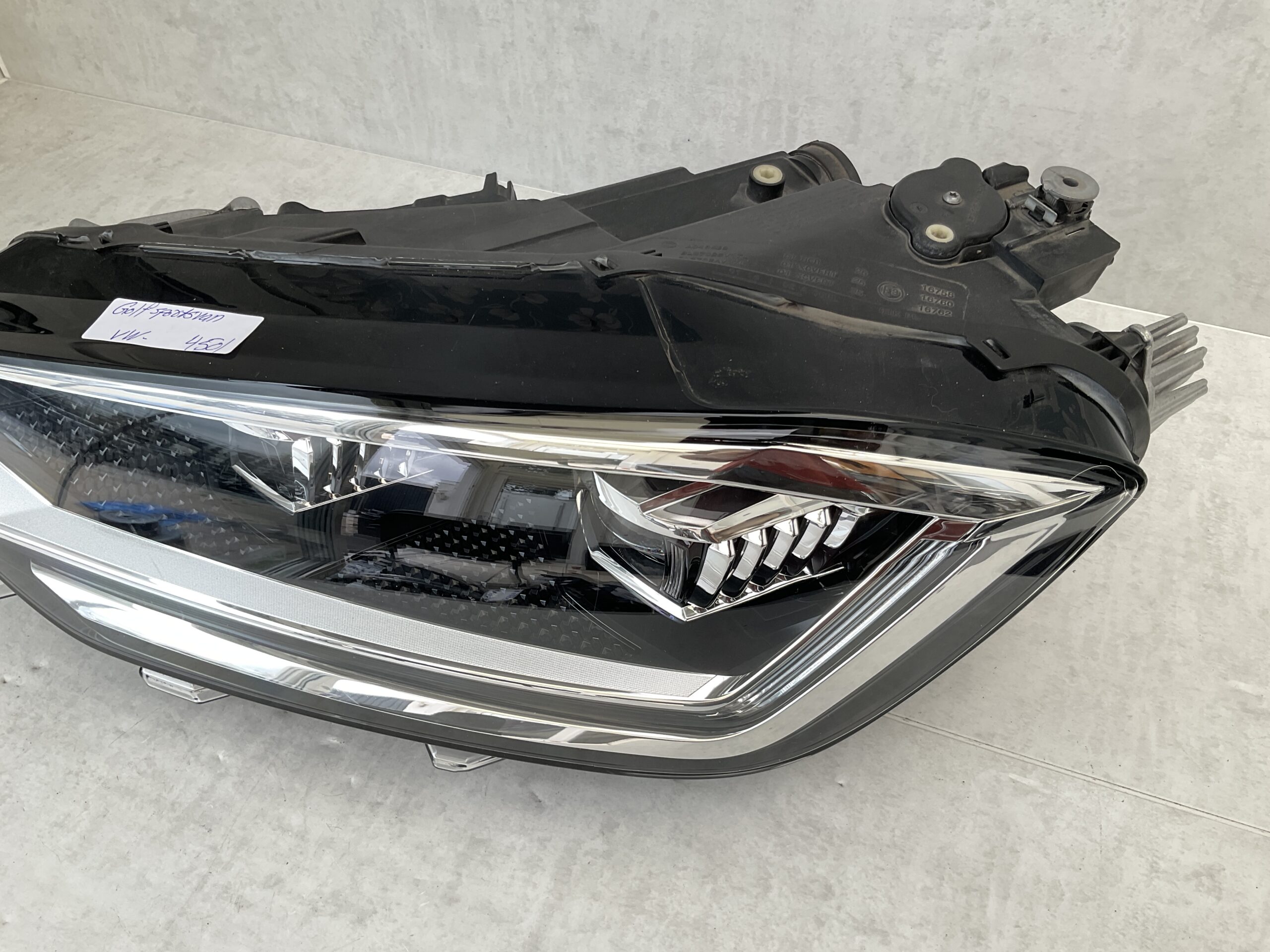 KOPLAMP VOLKSWAGEN GOLF 7 SPORTSVAN 517941081A LINKS VW-4501