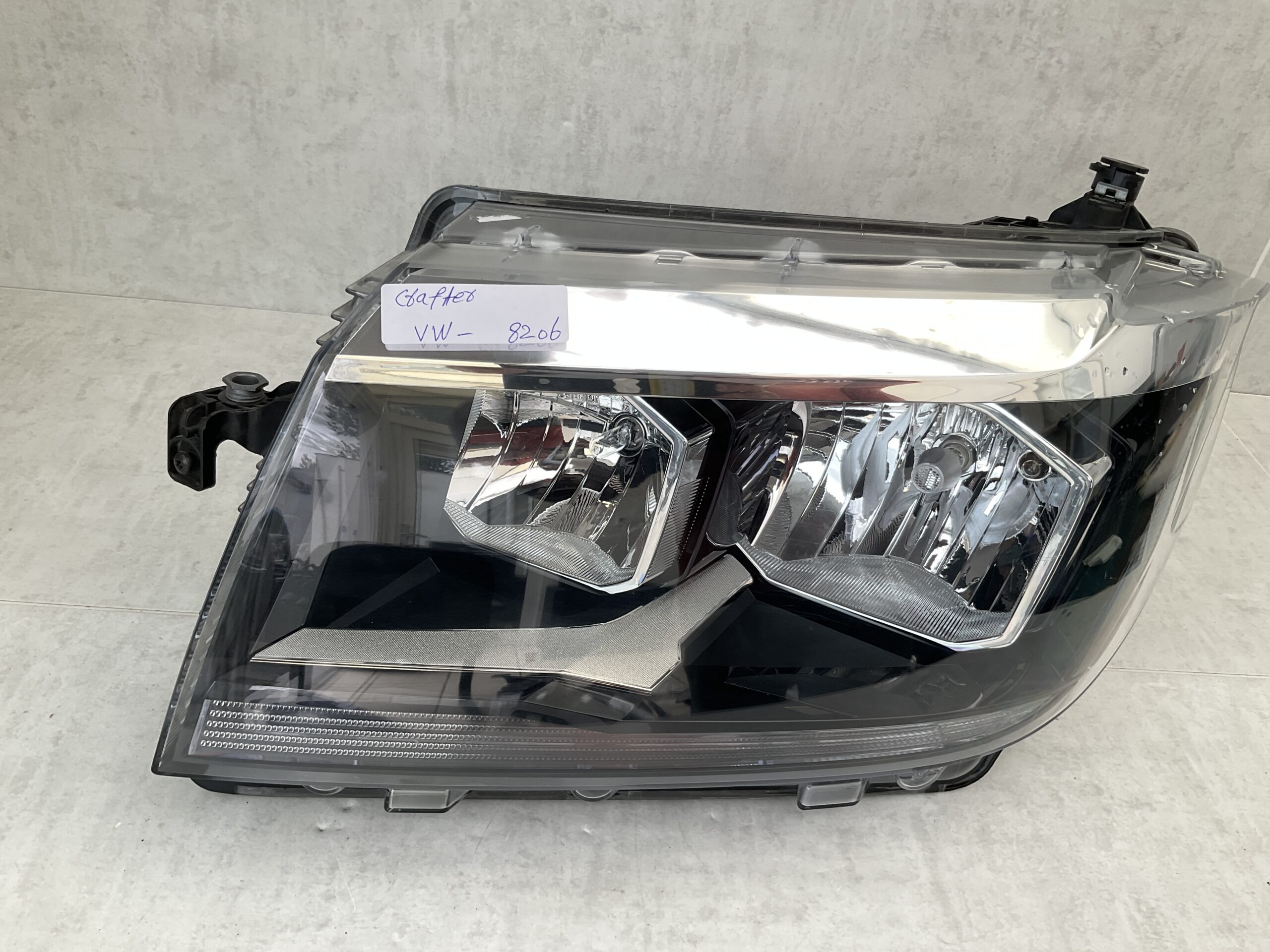 KOPLAMP VOLKSWAGEN CRAFTER H7 HALOGEEN 7C1941005 RECHTS VW-8206