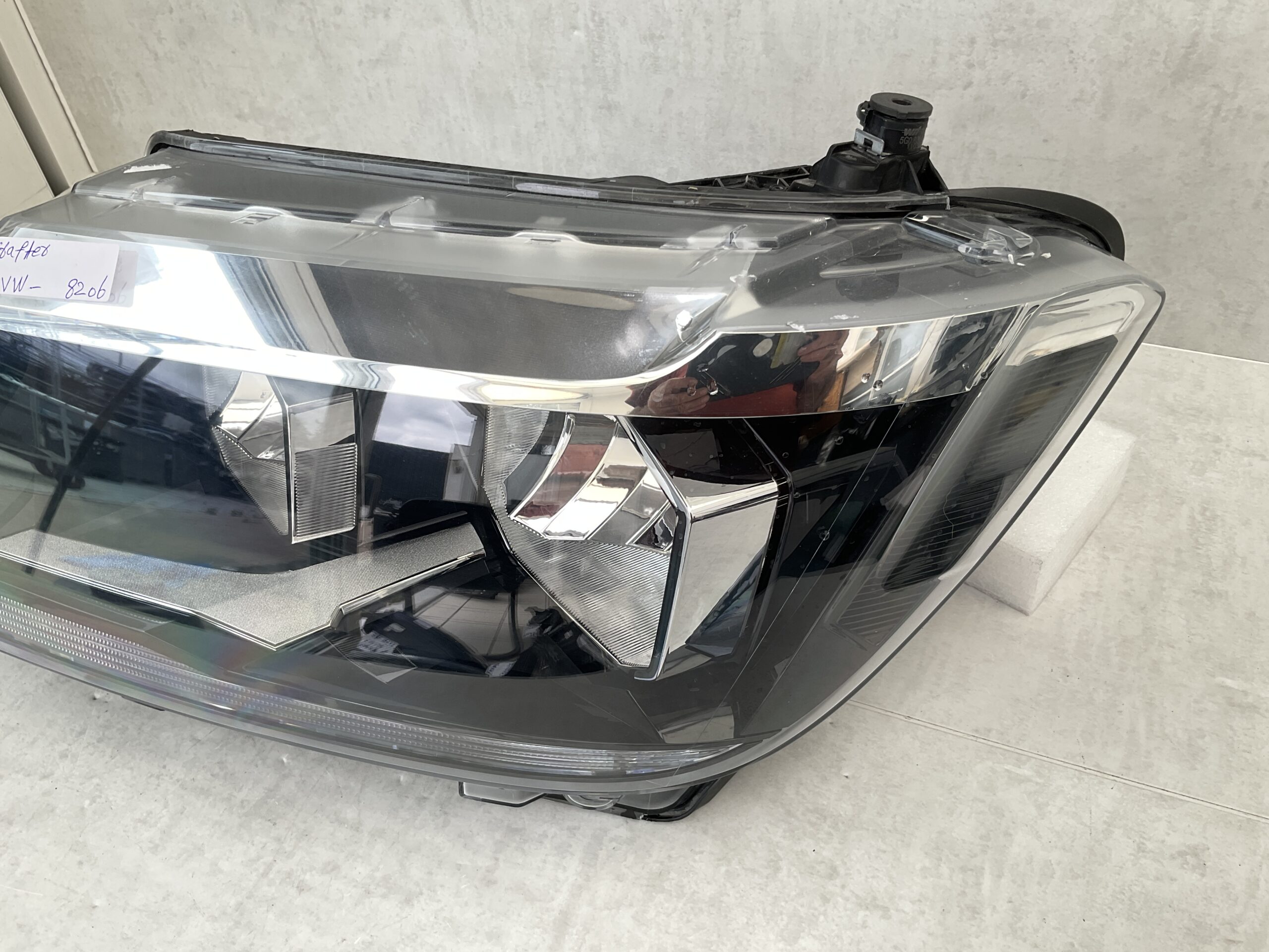 KOPLAMP VOLKSWAGEN CRAFTER H7 HALOGEEN 7C1941005 RECHTS VW-8206