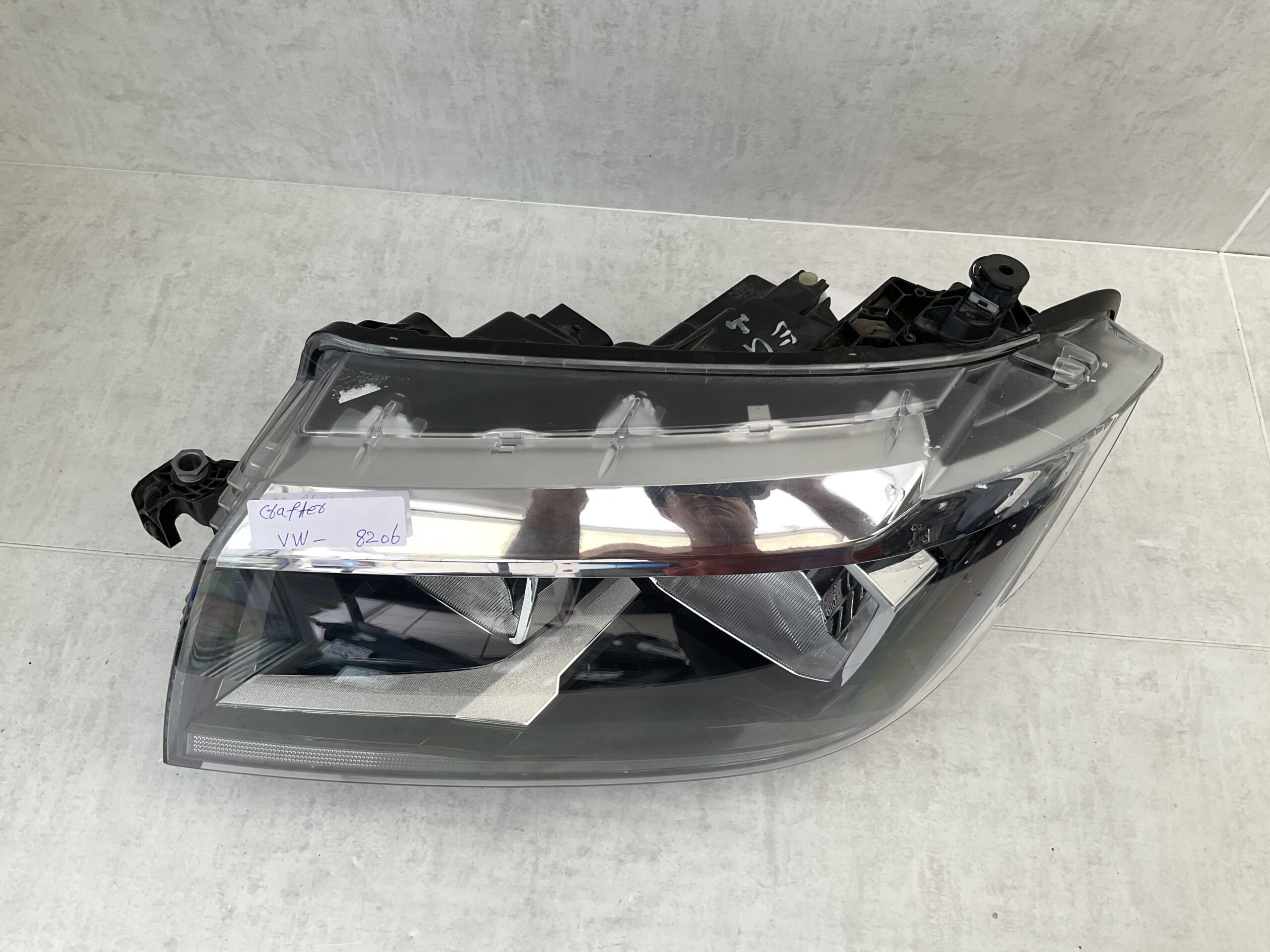 KOPLAMP VOLKSWAGEN CRAFTER H7 HALOGEEN 7C1941005 RECHTS VW-8206