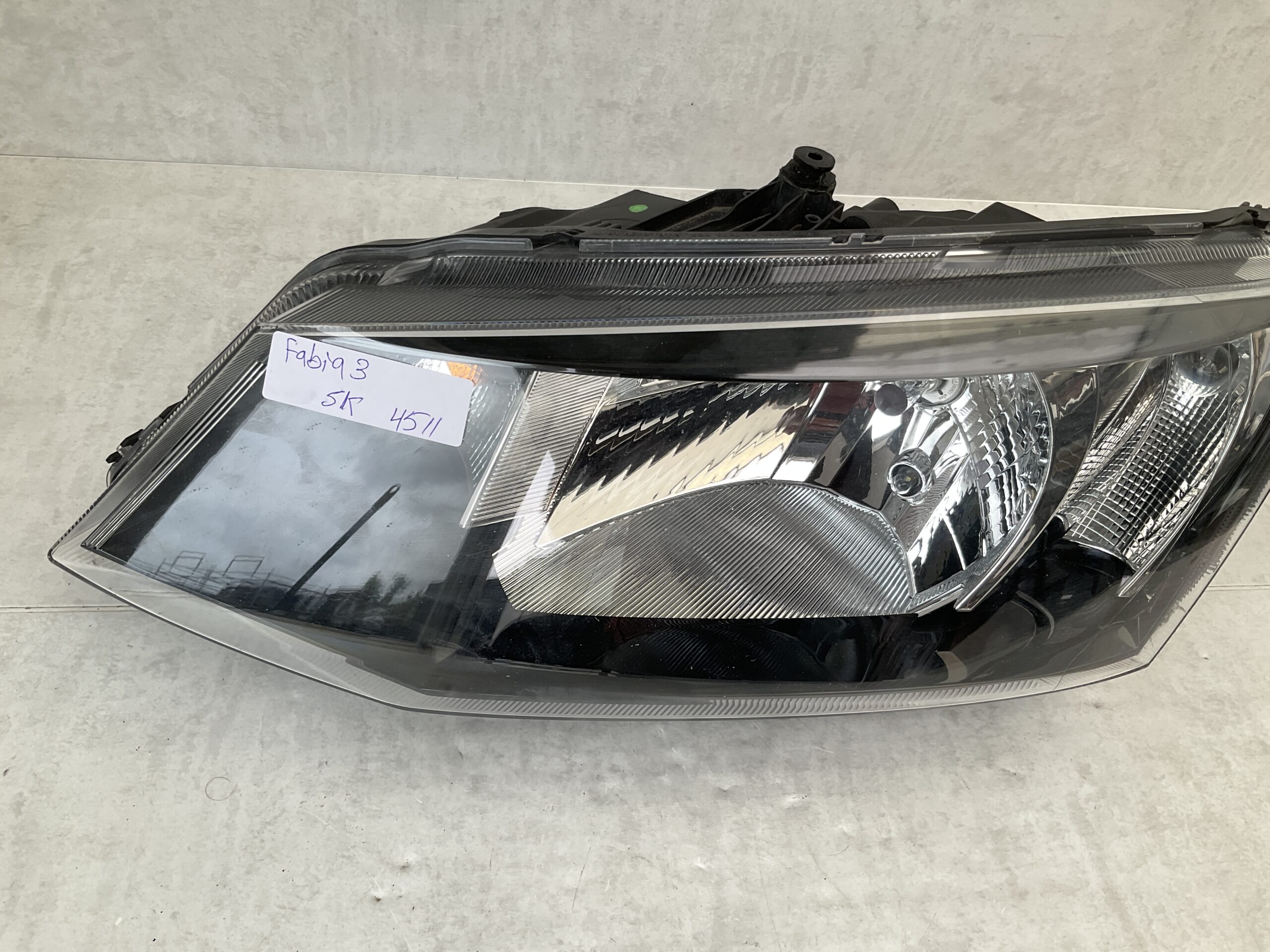 KOPLAMP SKODA FABIA 6V H7 HALOGEEN 6V1941015 LINKS SK-4511