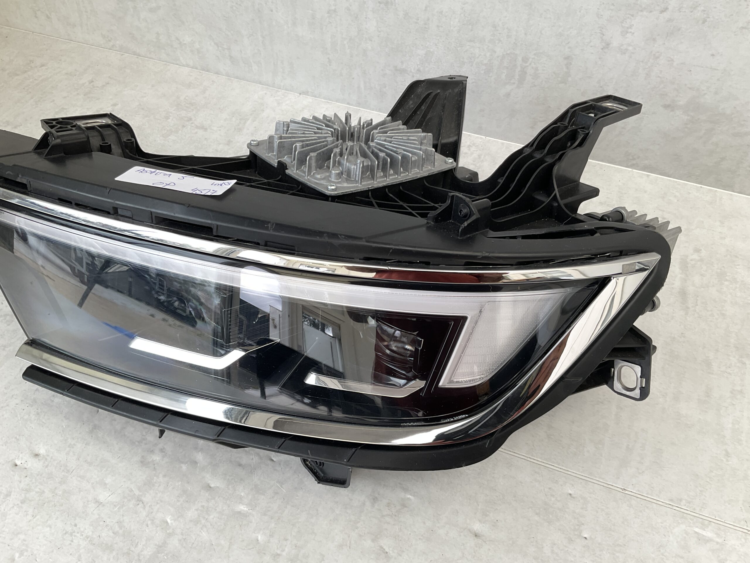 KOPLAMP OPEL ASTRA K 5 22-23 FULL LED 9840161080 LINKS OP-4517