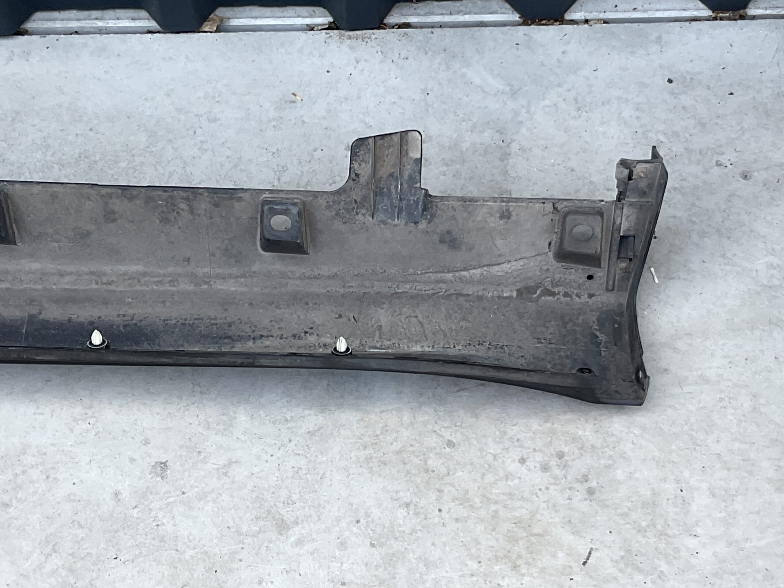 Dorpel Suzuki Vitara (LY) 7724154P0 Zijskirt BM-21377