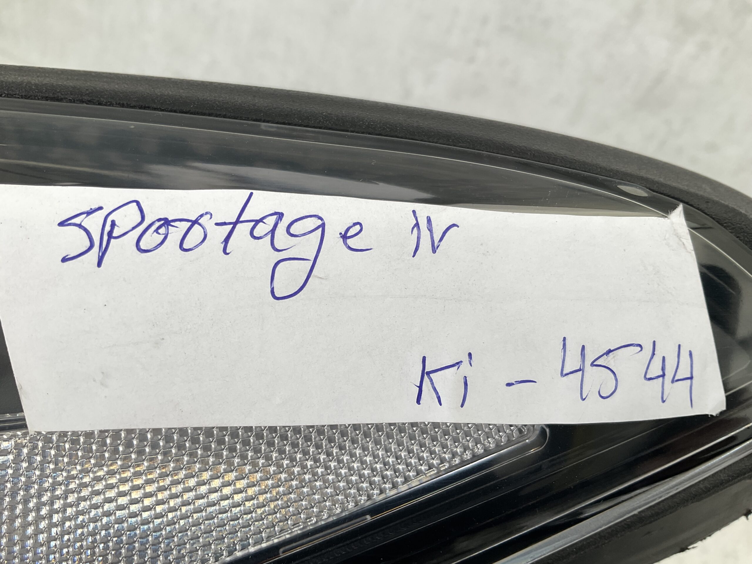 KOPLAMP KIA SPORTAGE FULL LED 92101-F1010 LINKS K-4544