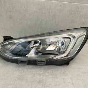 KOPLAMP FORD FOCUS MK4 LED JX7B-13W030AE LINKS FO-4537