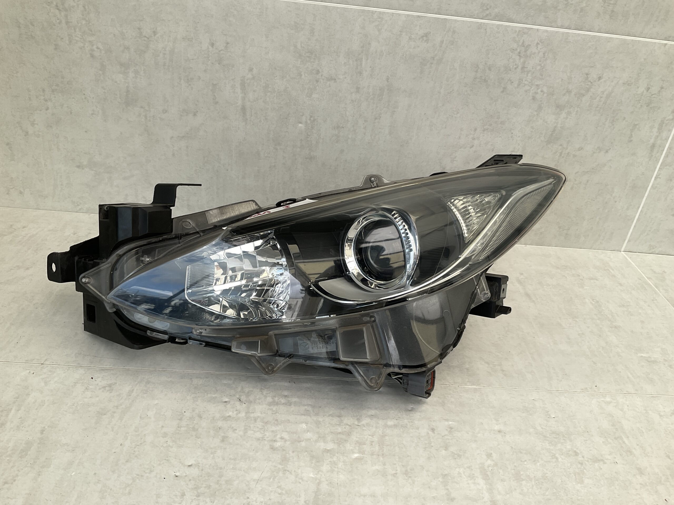 KOPLAMP MAZDA 3 LED BHR151040 LINKS MA-4582