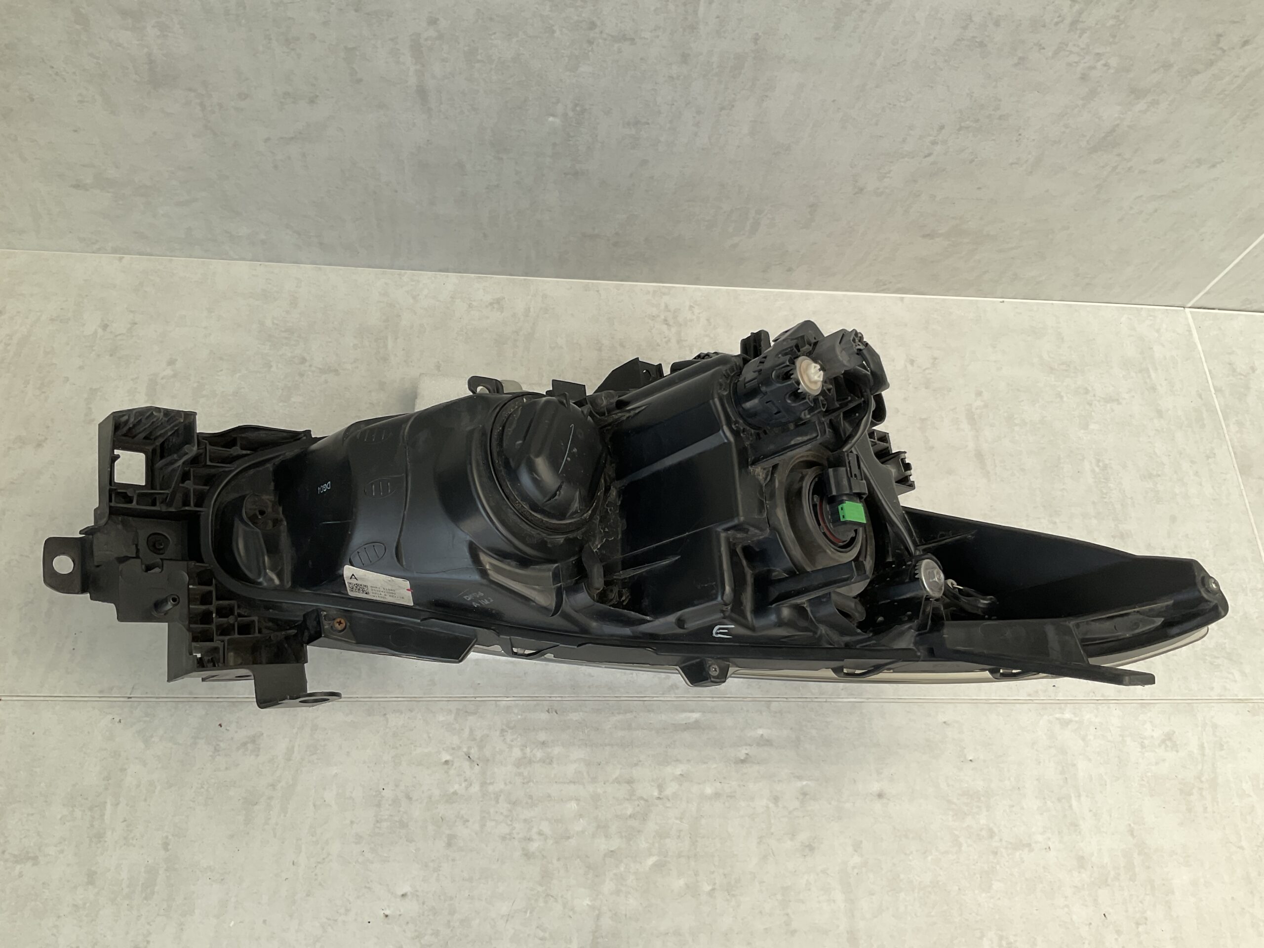 KOPLAMP MAZDA 3 LED BHR151040 LINKS MA-4582