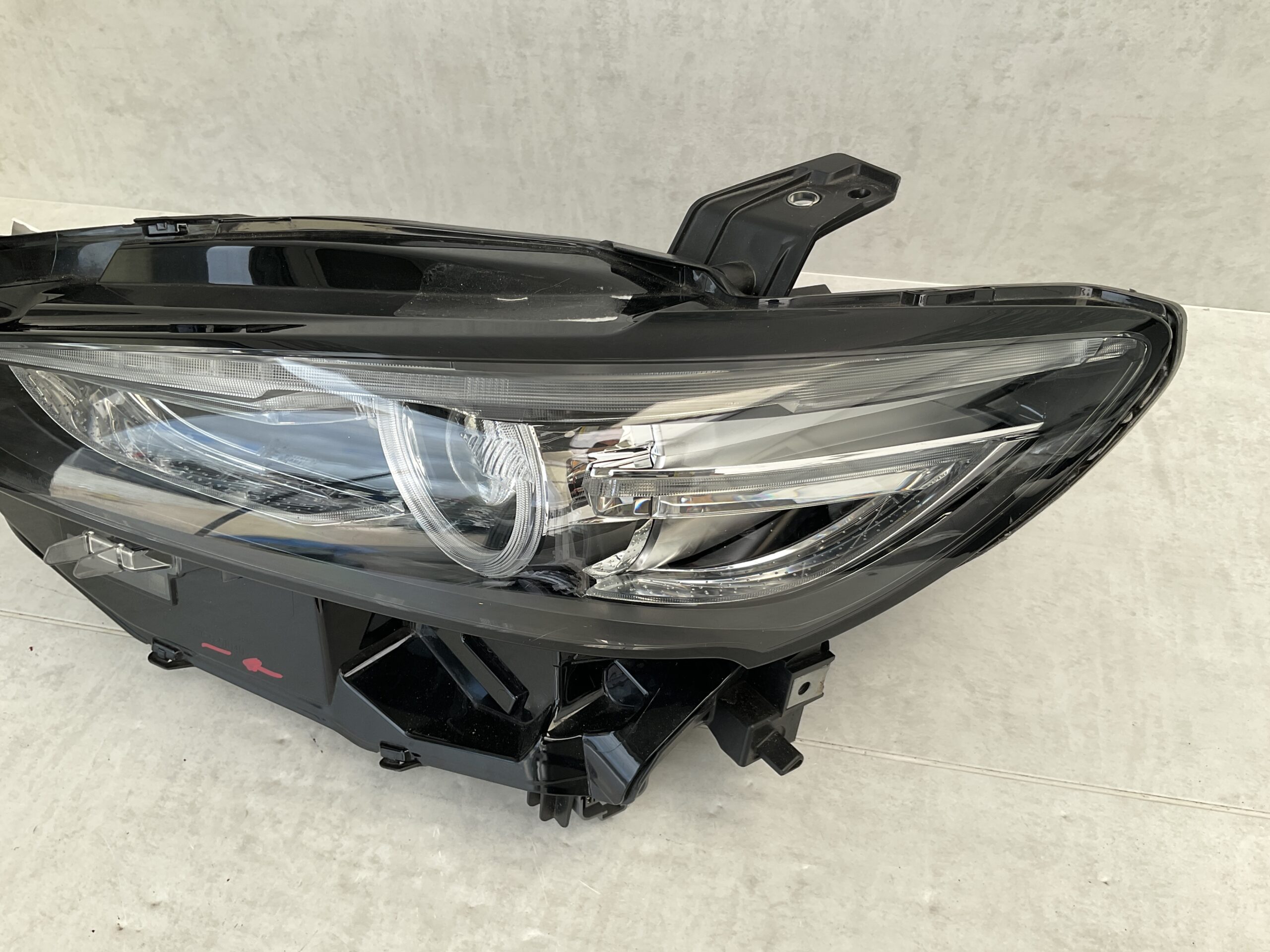 KOPLAMP MAZDA 6 FULL LED GRF5-51040 LINKS MA-4584