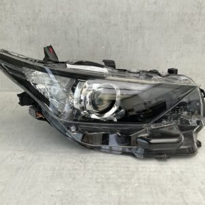 KOPLAMP TOYOTA AURIS E18 12-18  FULL LED 8110-02K30 (OORTJE STUK) LINKS TO-4581