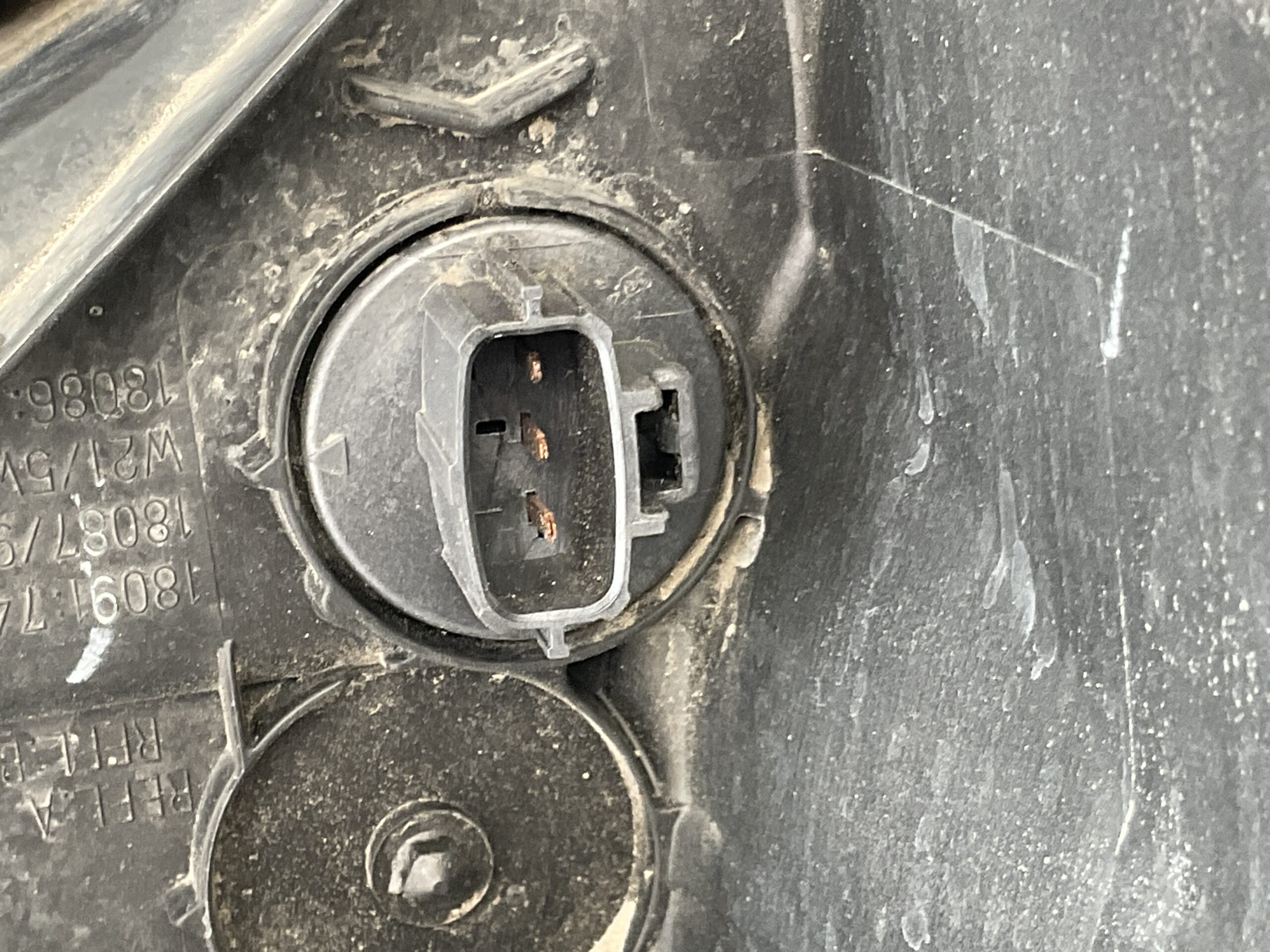 KOPLAMP HONDA HRV HR-V 15-18 LH 18087/94/86 LINKS HO-4562