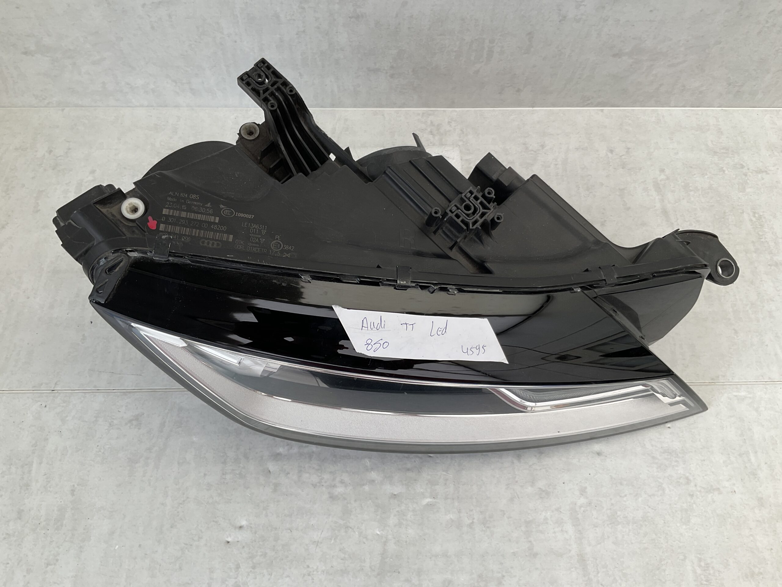 KOPLAMP AUDI TT TTS 8S BI-XENON LED LE13A63118S0941006 RECHTS AU-4595