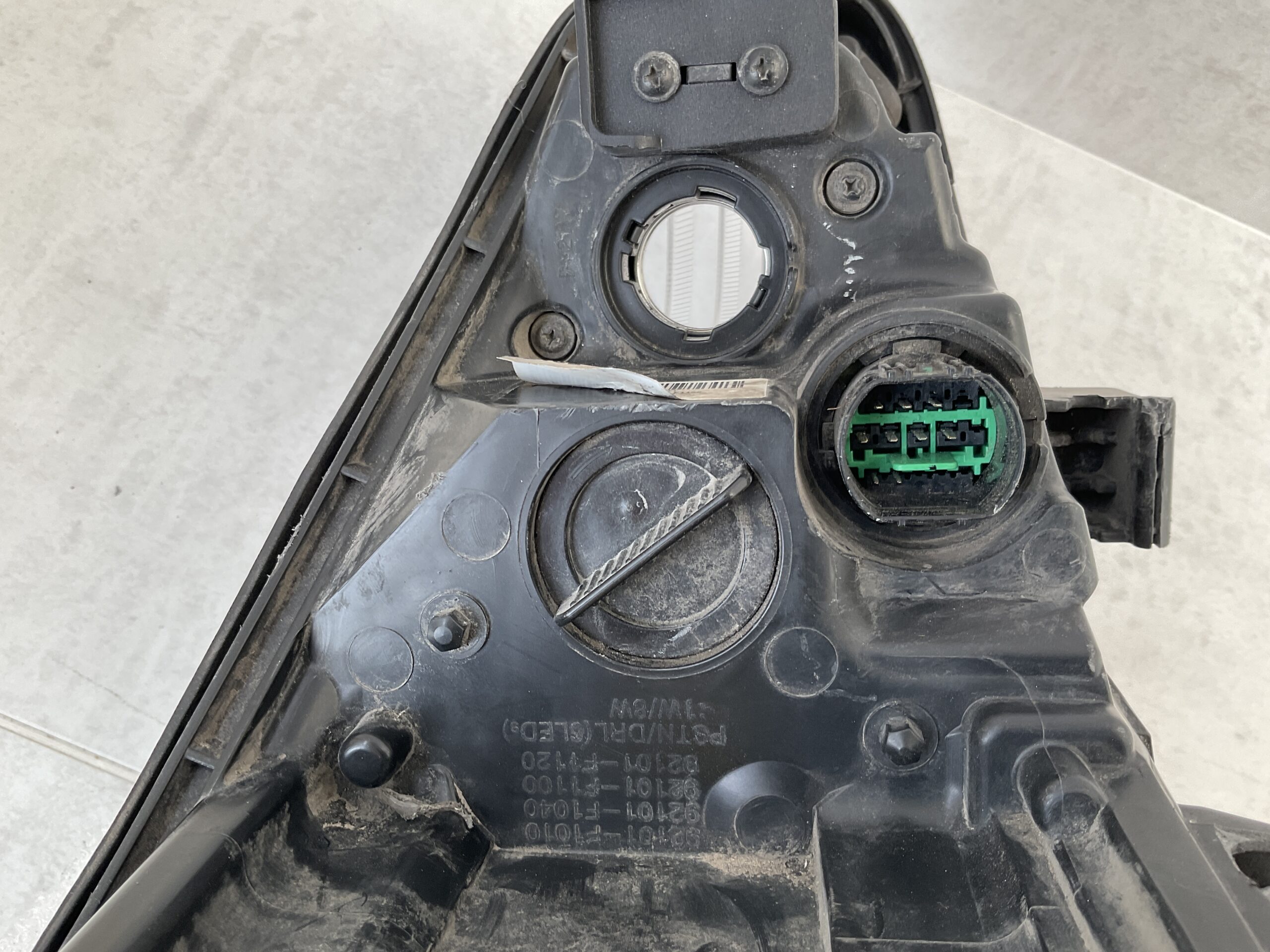 KOPLAMP KIA SPORTAGE FULL LED 92101-F1100 LINKS K-4563