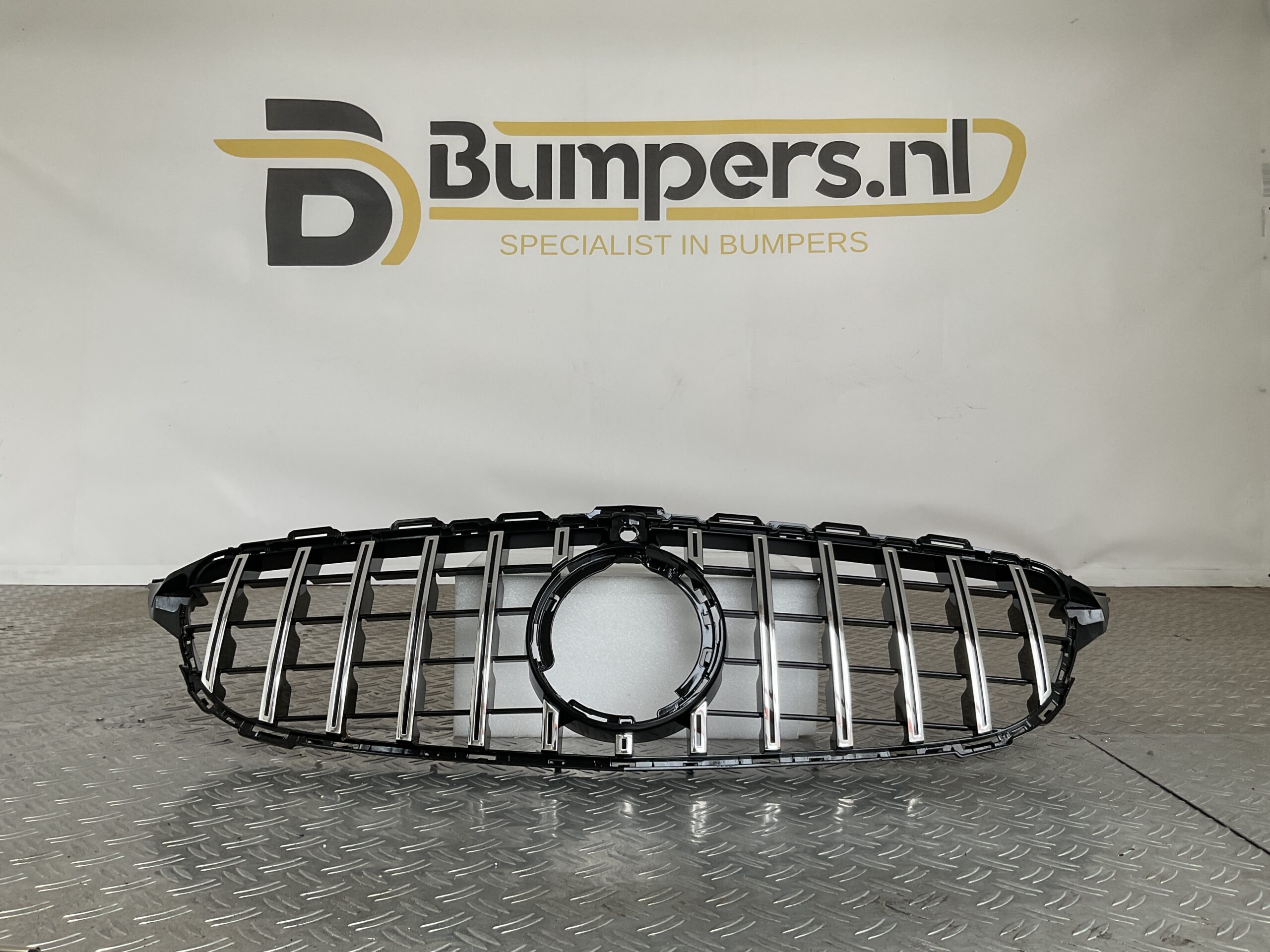 Grill Mercedes C Klasse W205 Facelift 17-21 Panamericana GT Camera Chrome Grille W205-FL