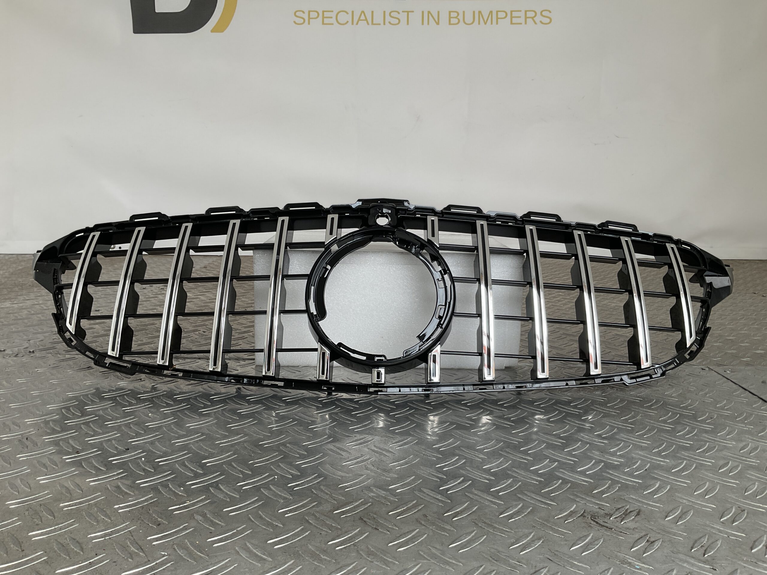 Grill Mercedes C Klasse W205 Facelift 17-21 Panamericana GT Camera Chrome Grille W205-FL