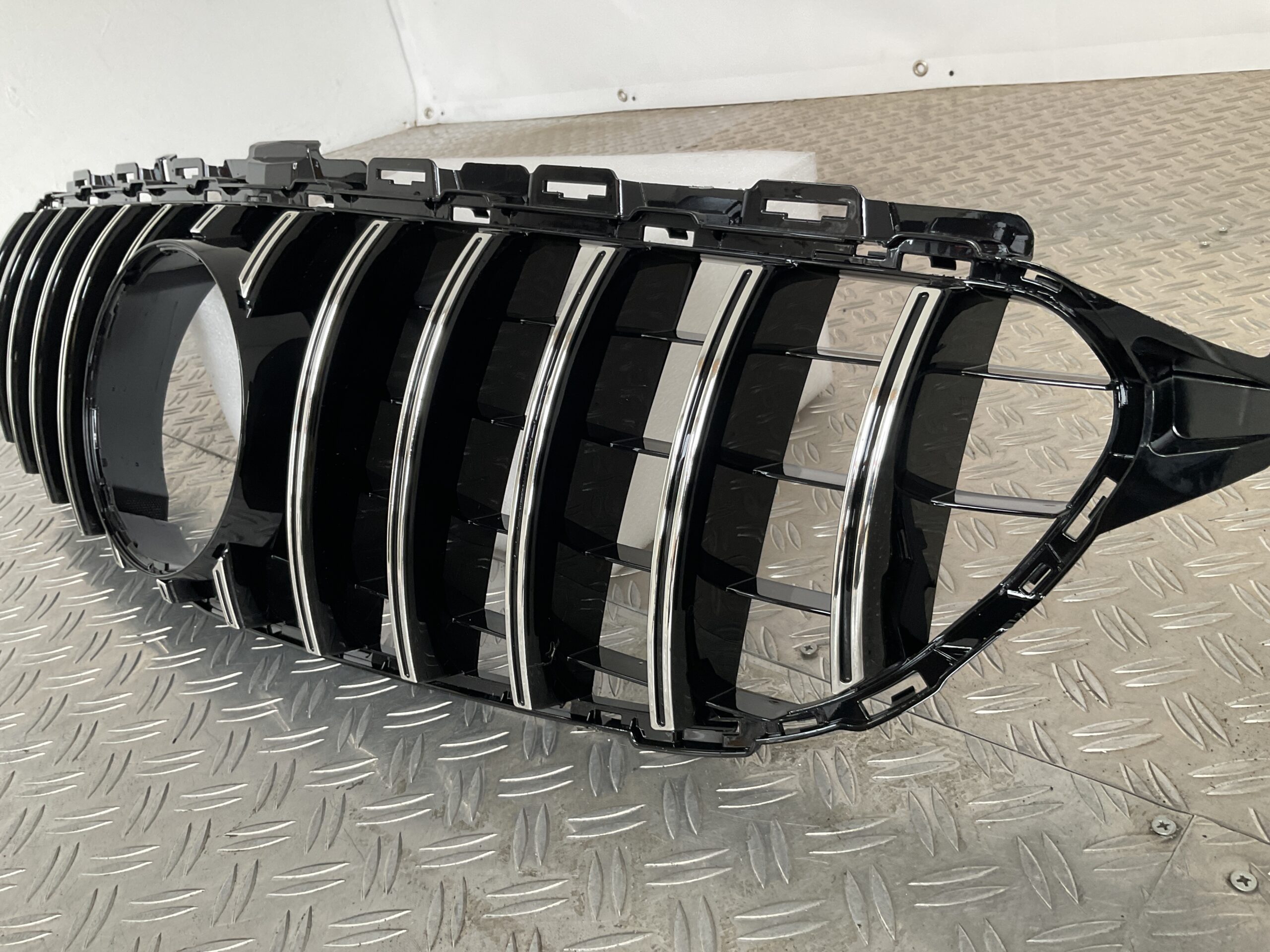 Grill GT Panamericana Mercedes C Klasse W205 14-17 GT Grille Chrome W205