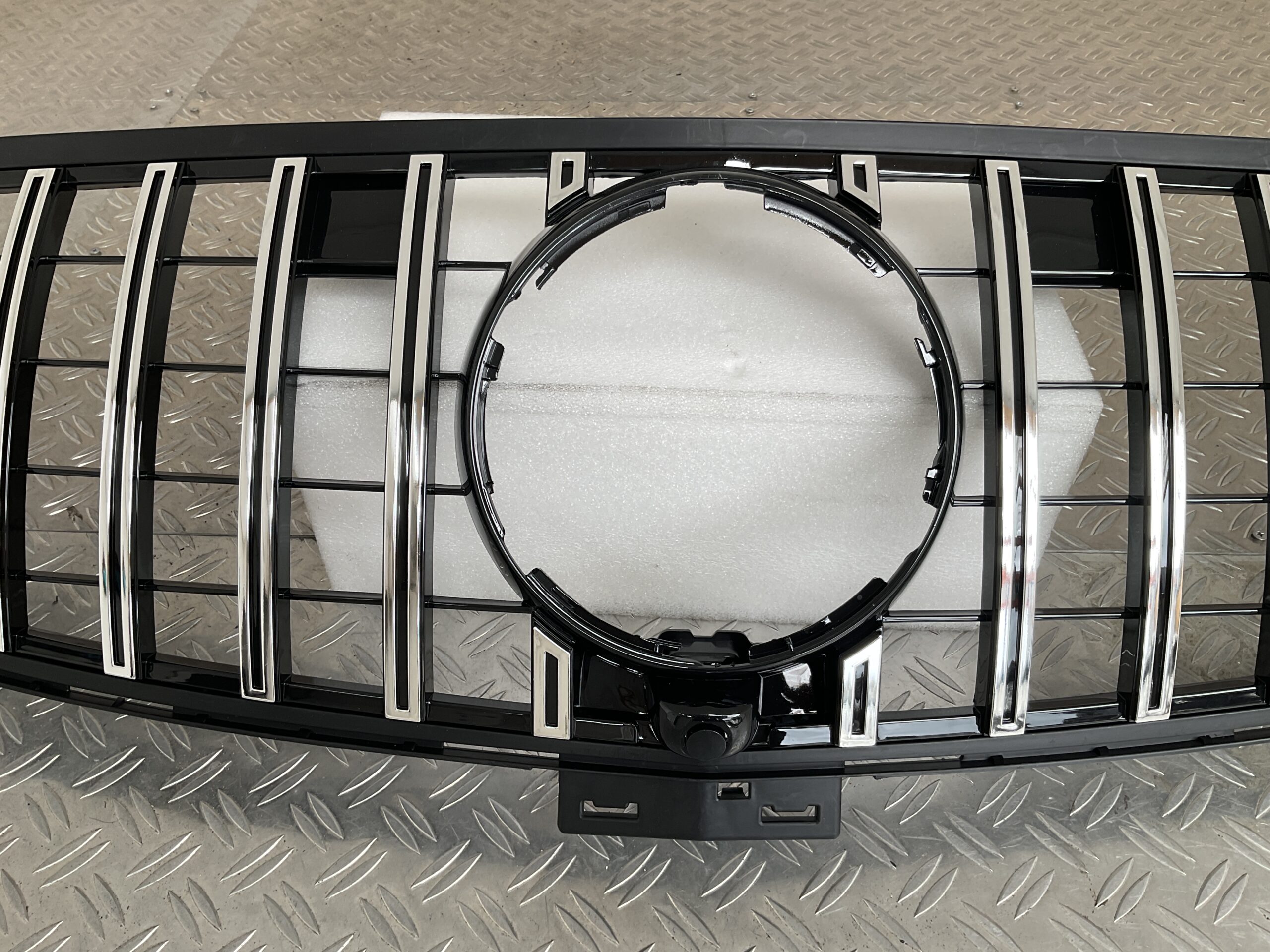 Grill Mercedes GLE W292 16-20 GT Panamericana Grille Camera Chrome W292-C