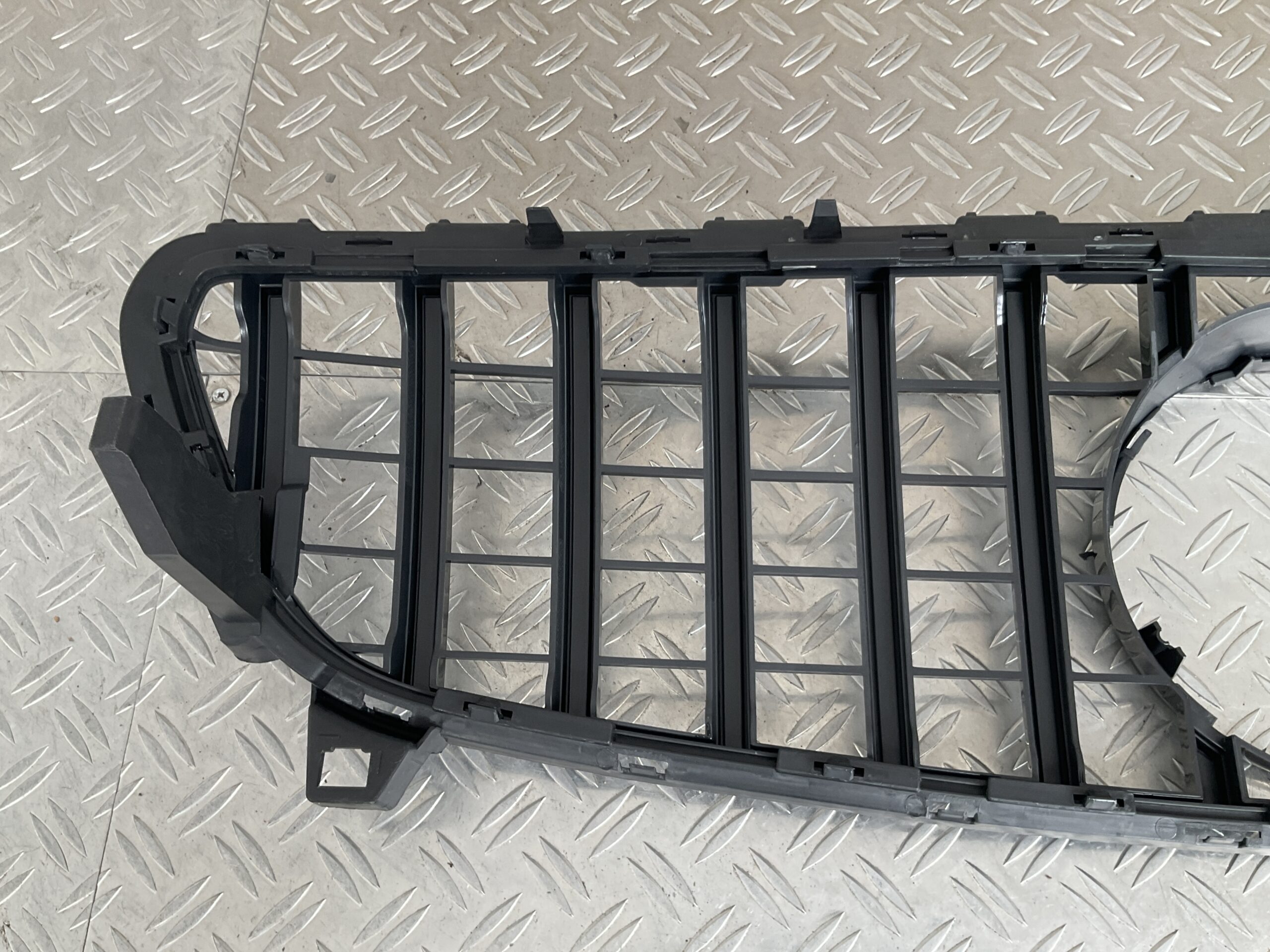 Grill Mercedes A Klasse W176 Facelift 16-19 GT Panamericana Grille Chrome W176-FL