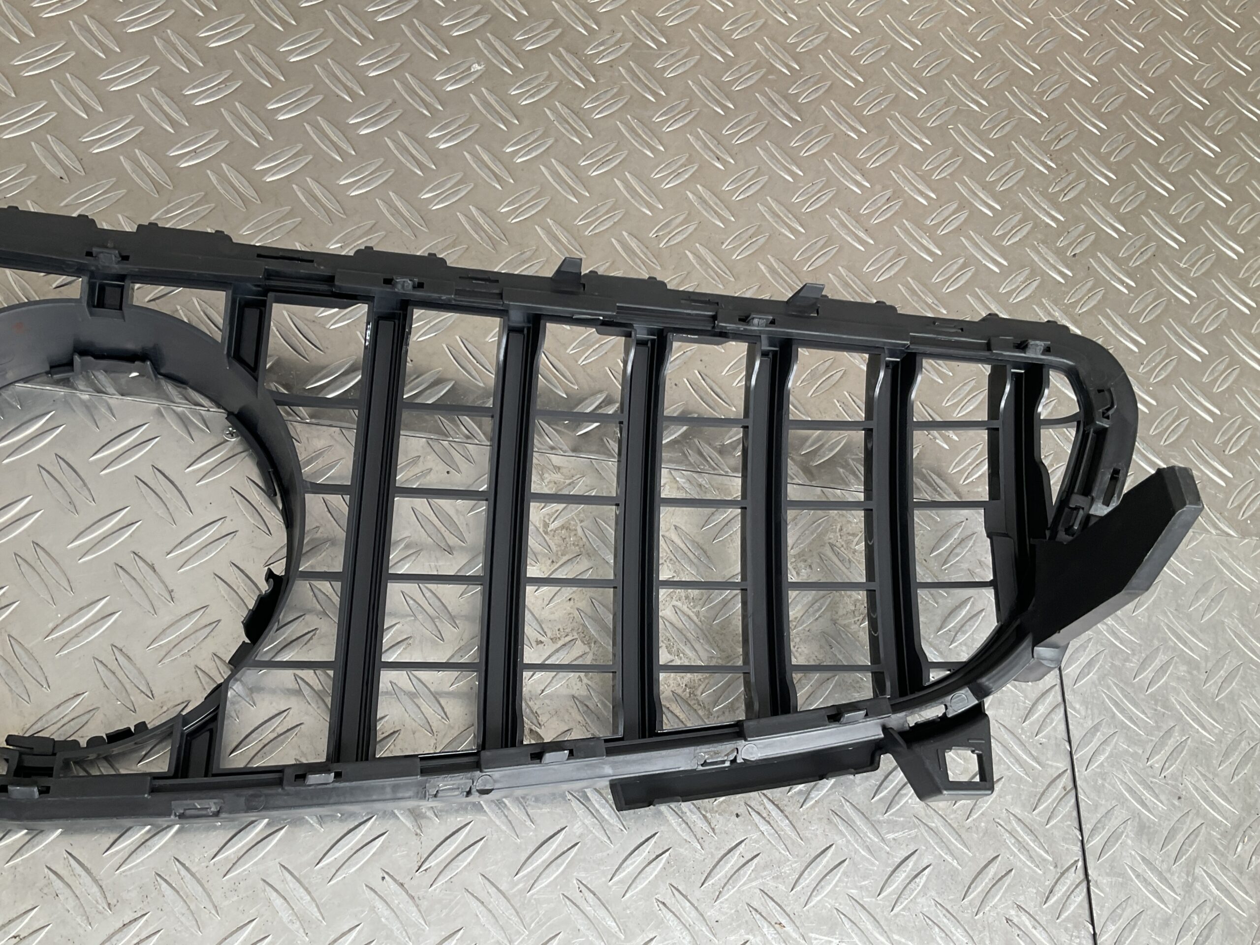 Grill Mercedes A Klasse W176 Facelift 16-19 GT Panamericana Grille Chrome W176-FL