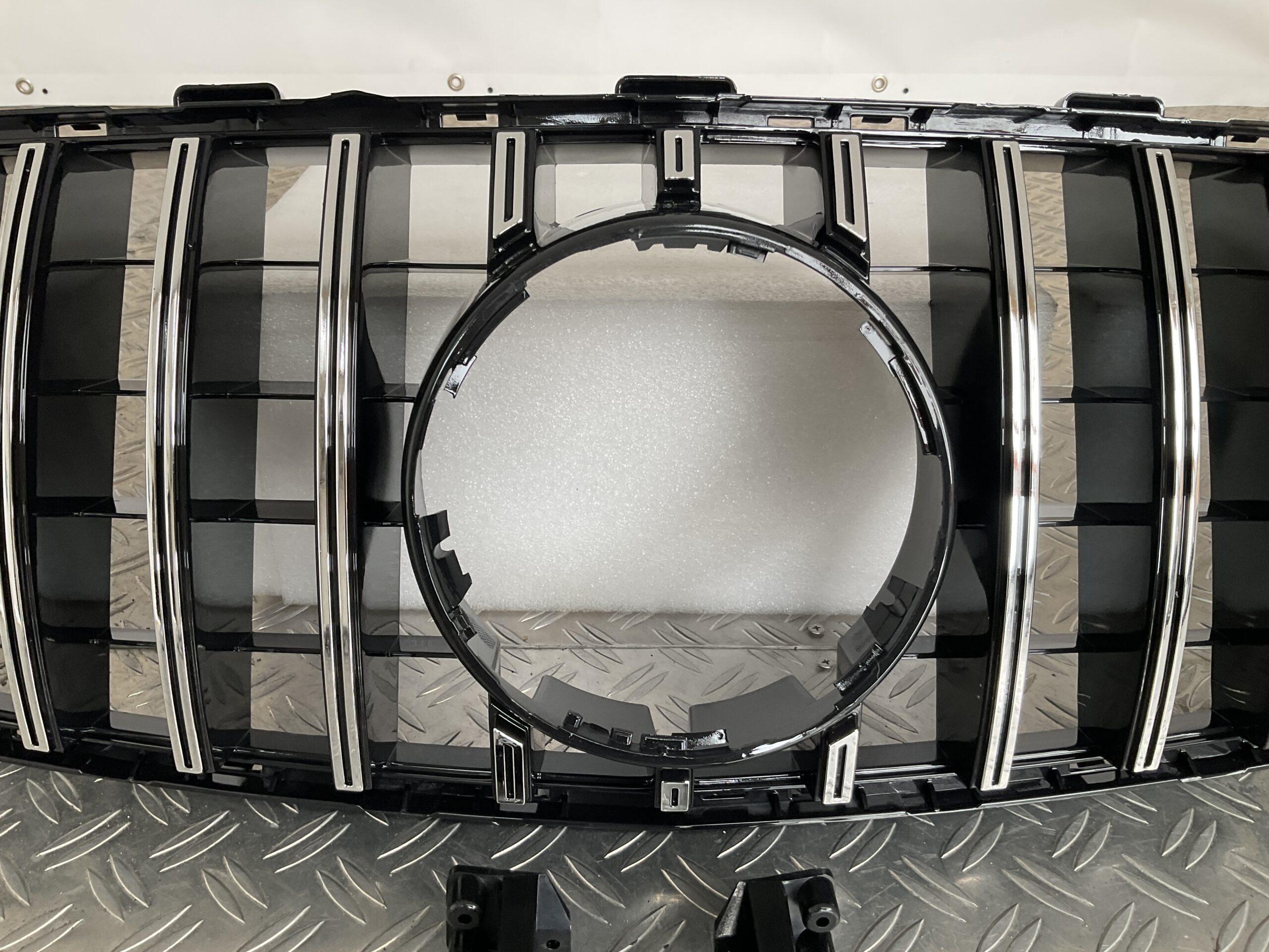 Grill Mercedes GLA Klasse W156 Facelift 16-19 GT Panamericana Grille Chrome W156-FL