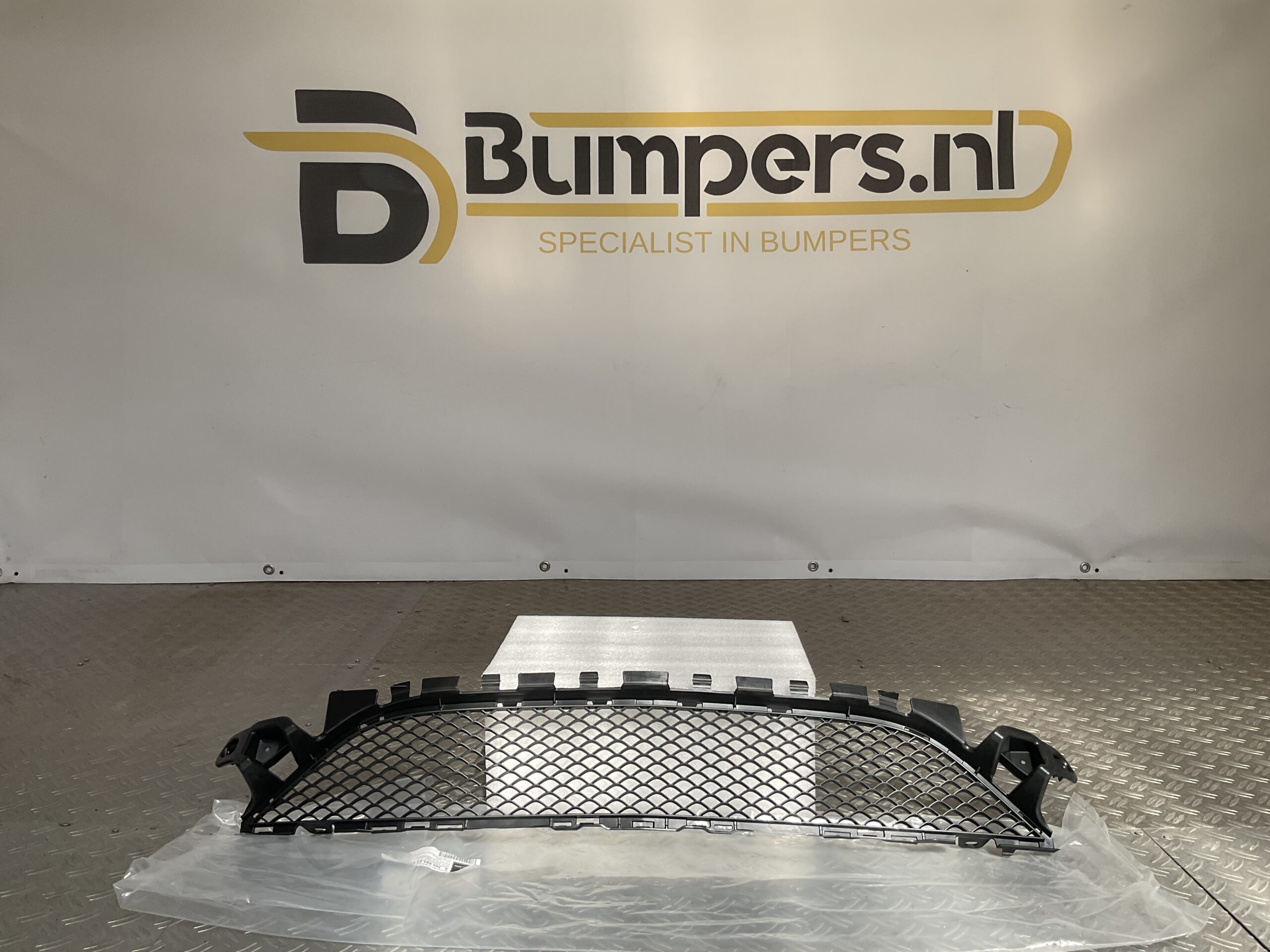 Grill Mercedes C Klasse W205 AMG 14-18 A2058852123 Bumper Grill