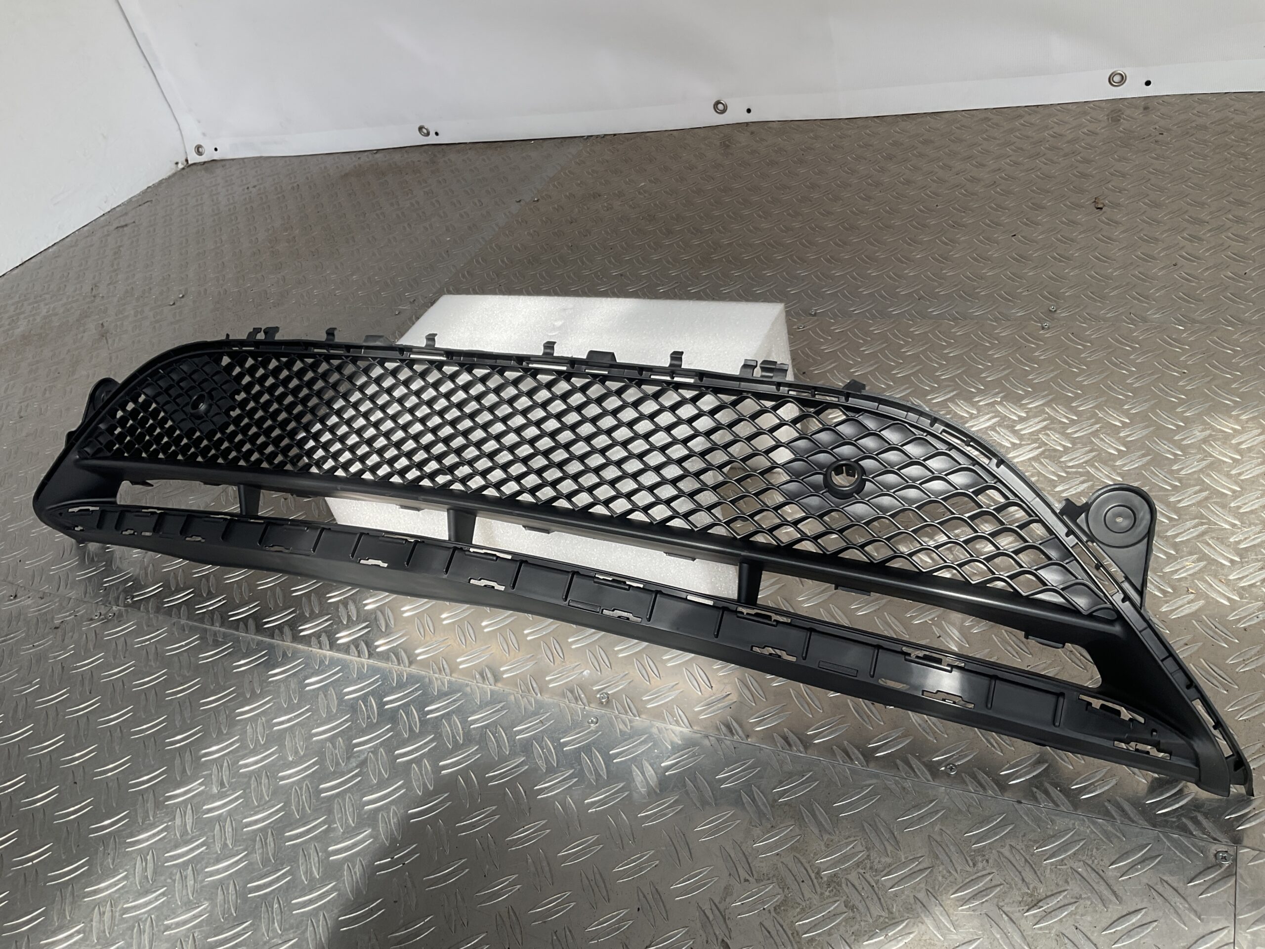 Grill Mercedes E Klasse W213 AMG 14-18 A2138856900 Bumper Grill