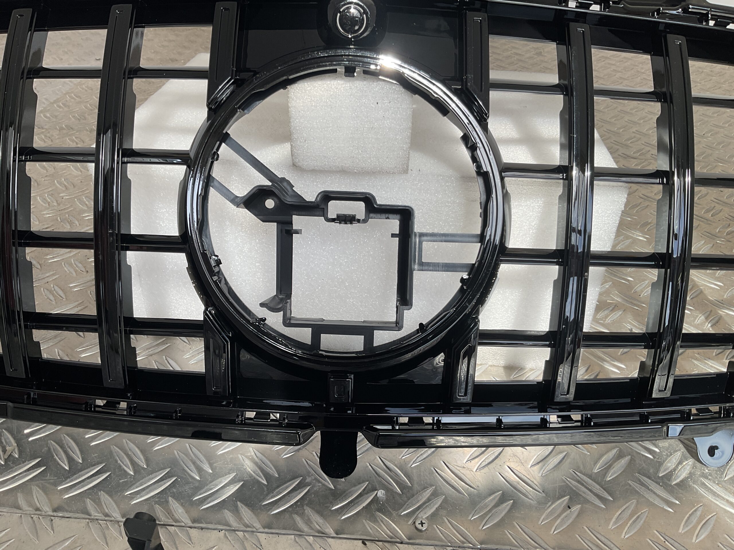 Grill Mercedes GLA Klasse H247 GT Panamericana Grille Camera Zwart H247-B