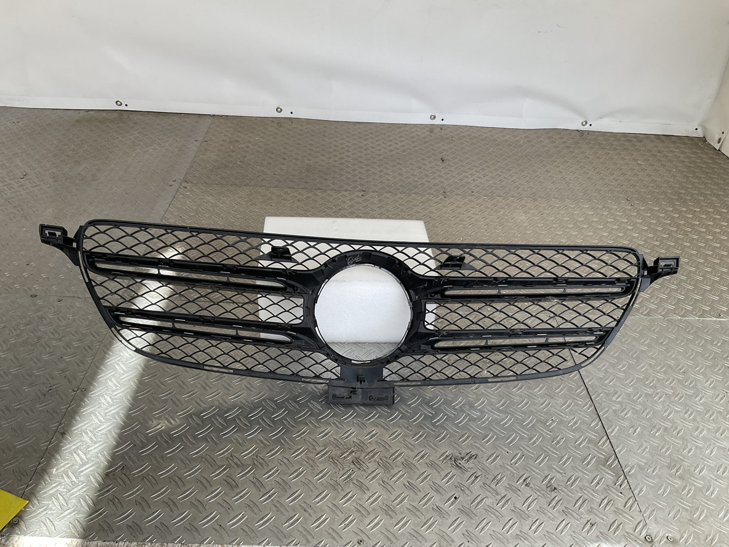 Grill Mercedes GLE W166 AMG 16-19 A1668880260 Bumper Grille MB-1134