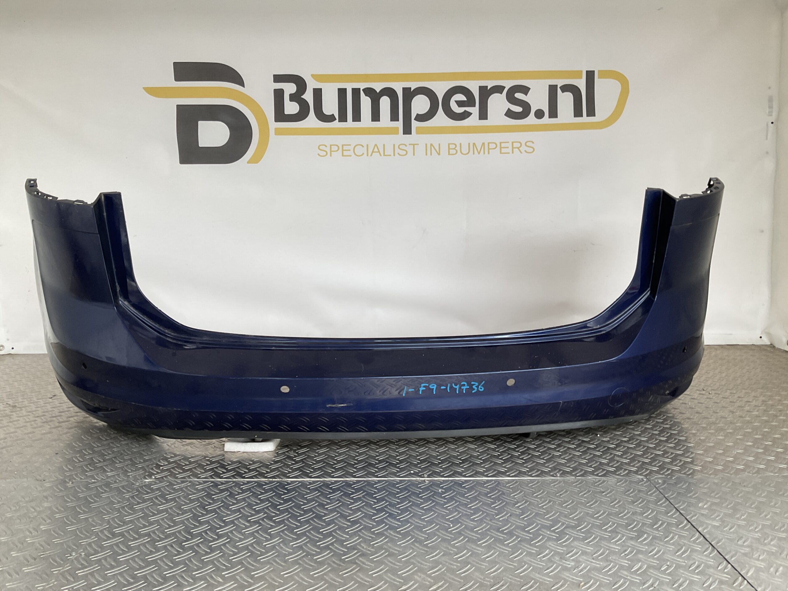 Bumper Volkswagen Touran 5TA III 15-18 5TA807421AB Achterbumper 1-F9-14736z
