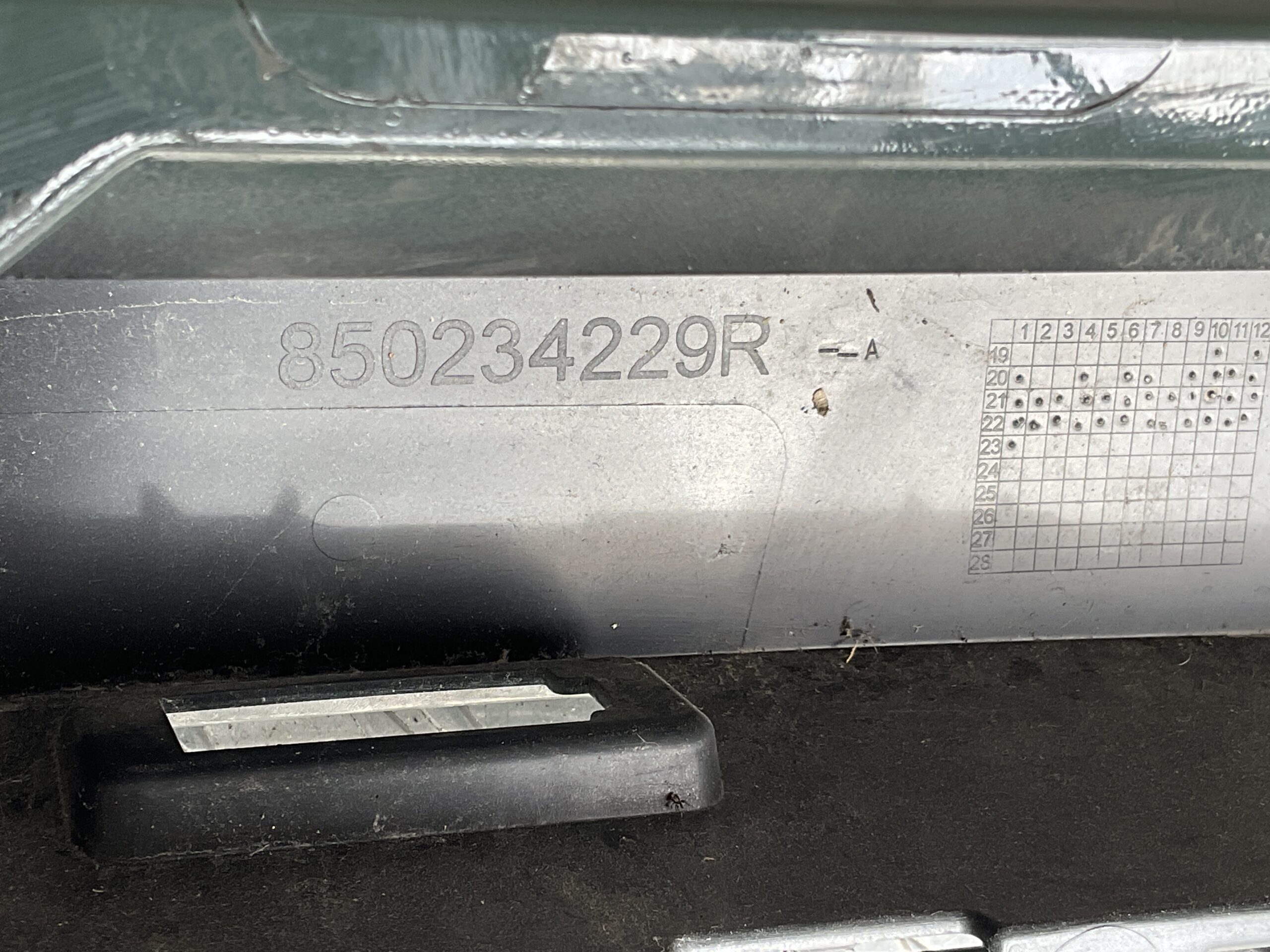 Bumper Dacia Sandero III Stepway 850234229R Achterbumper F9-14758z