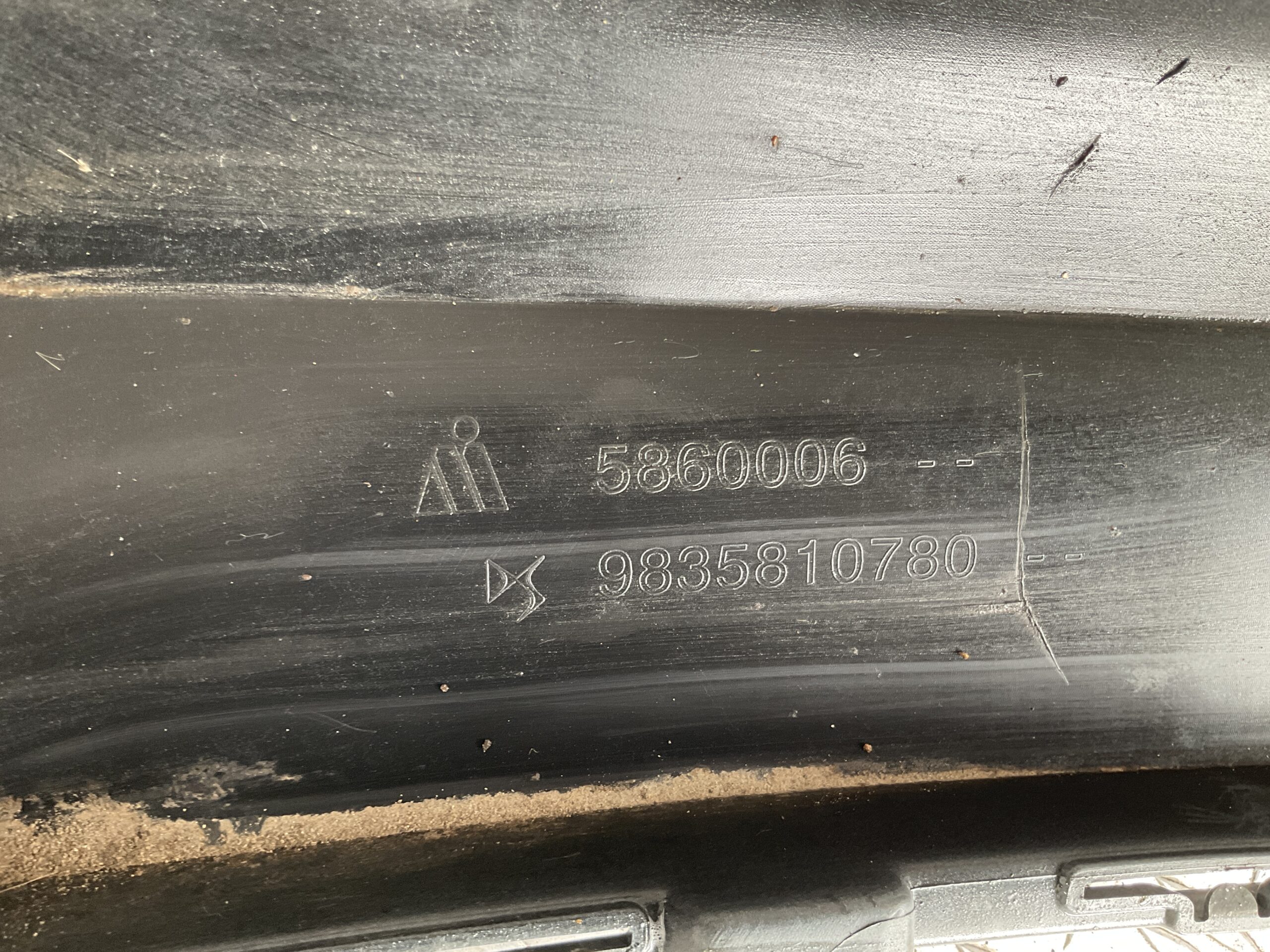 Bumper Citroen DS4 IV 22- 9835810780 Achterbumper F9-14763z