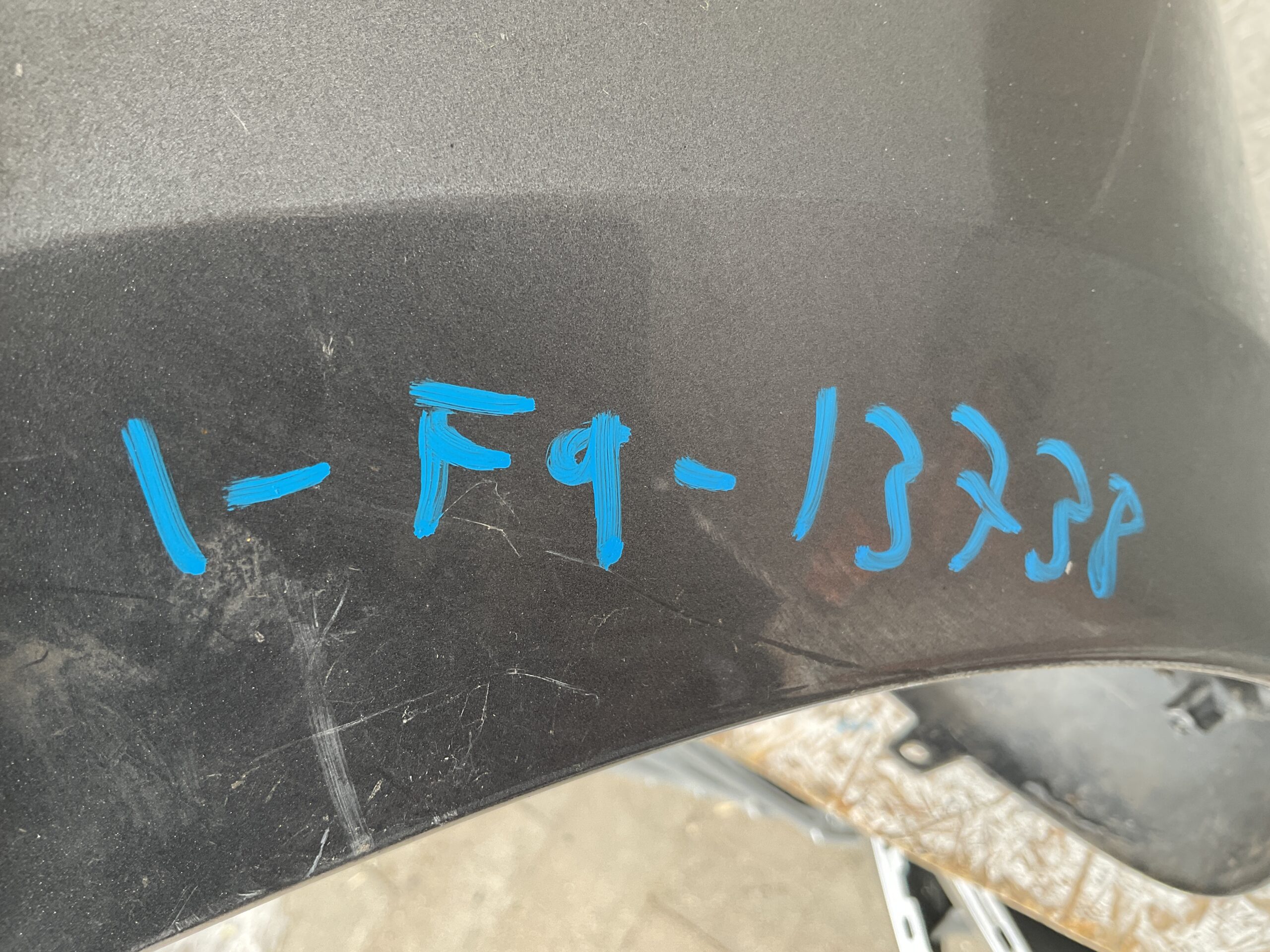 Bumper Renault Twingo III 14-23 9850353180 Achterbumper F9-13738z